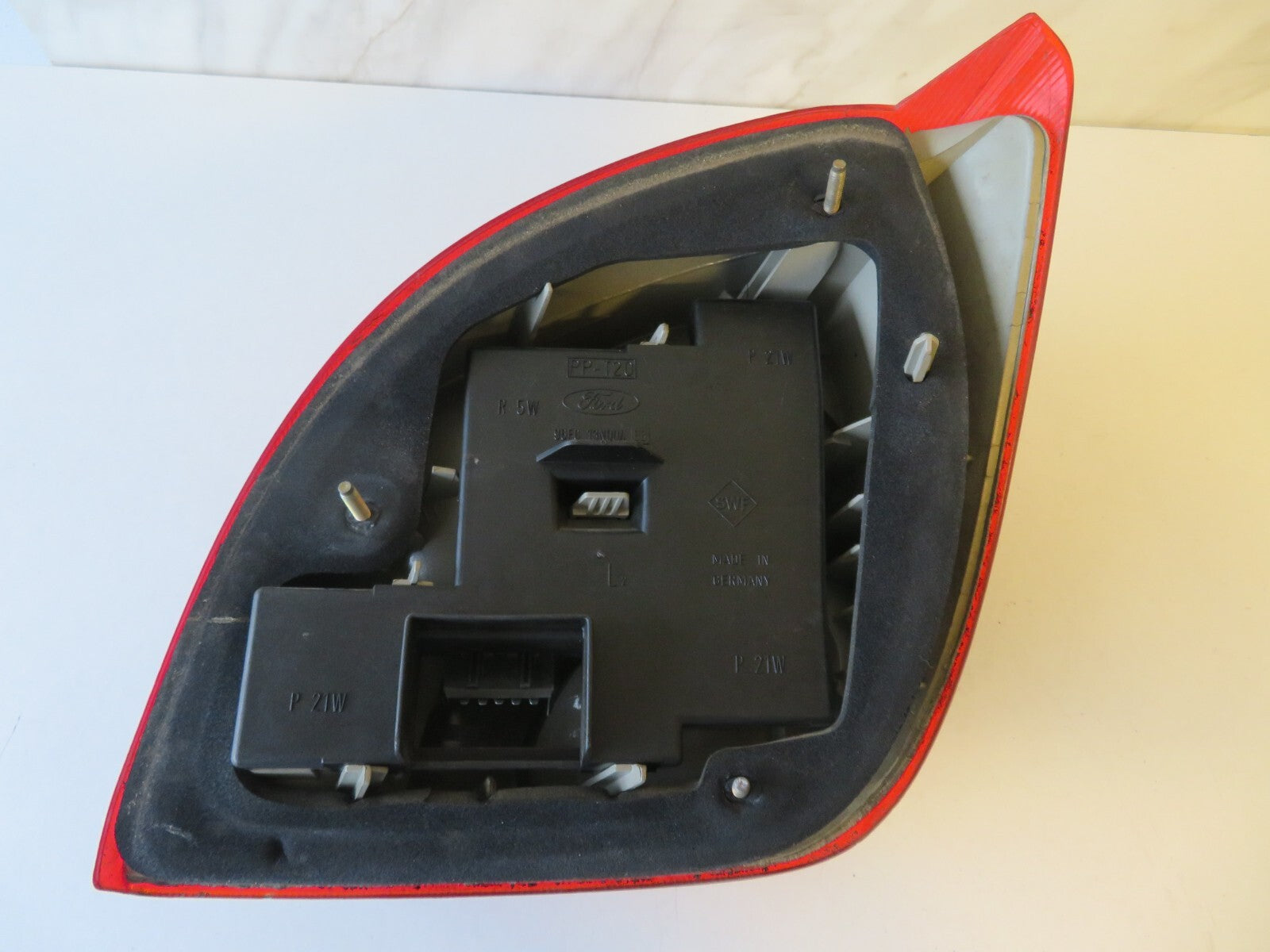 FORD FIESTA MK4 NS REAR TAIL LIGHT 96FG13N004BB 1997-2002 AMS1720