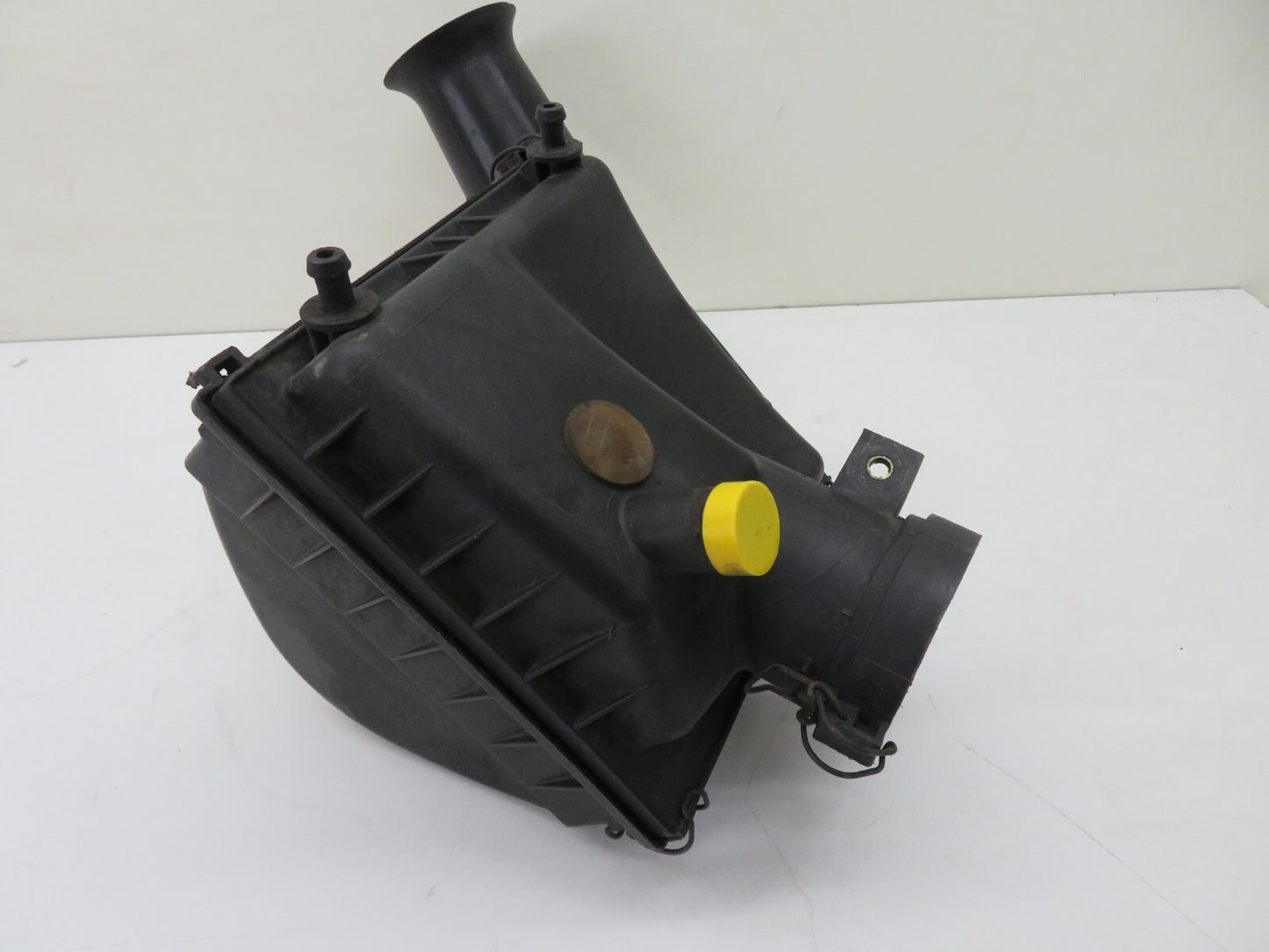 PEUGEOT BIPPER 1.4 DIESEL AIR FILTER BOX (SEE PHOTOS) 2008-2015