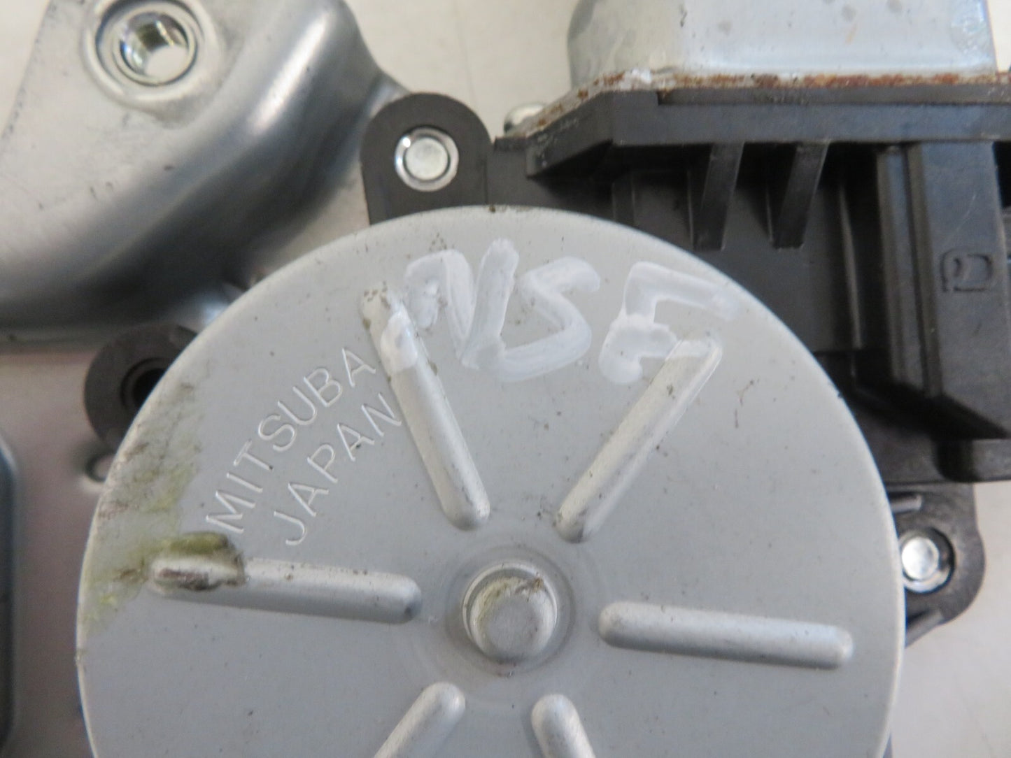 PEUGEOT 4007 NSF WINDOW REGULATOR 2007-2012 1630-14