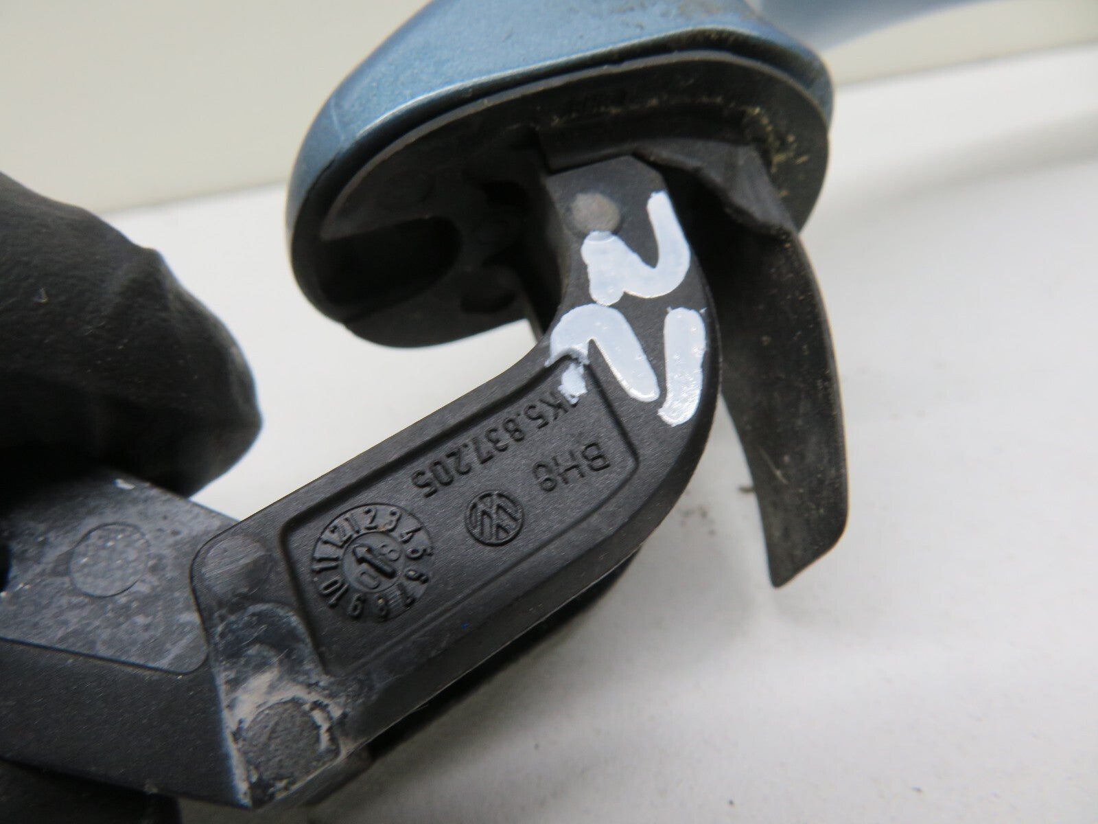 VOLKSWAGEN VW EOS NS PASSENGER EXTERNAL DOOR HANDLE 2006-2010 1701-22