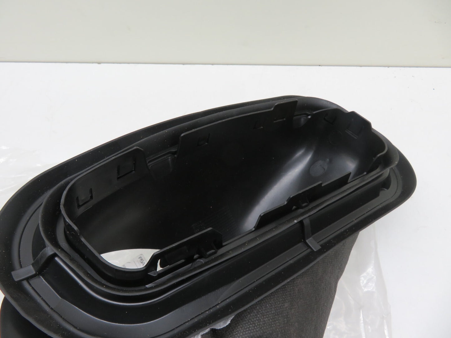 PEUGEOT 208 CITROEN C4 AIR INTAKE PIPE PETROL 9826752180 OE