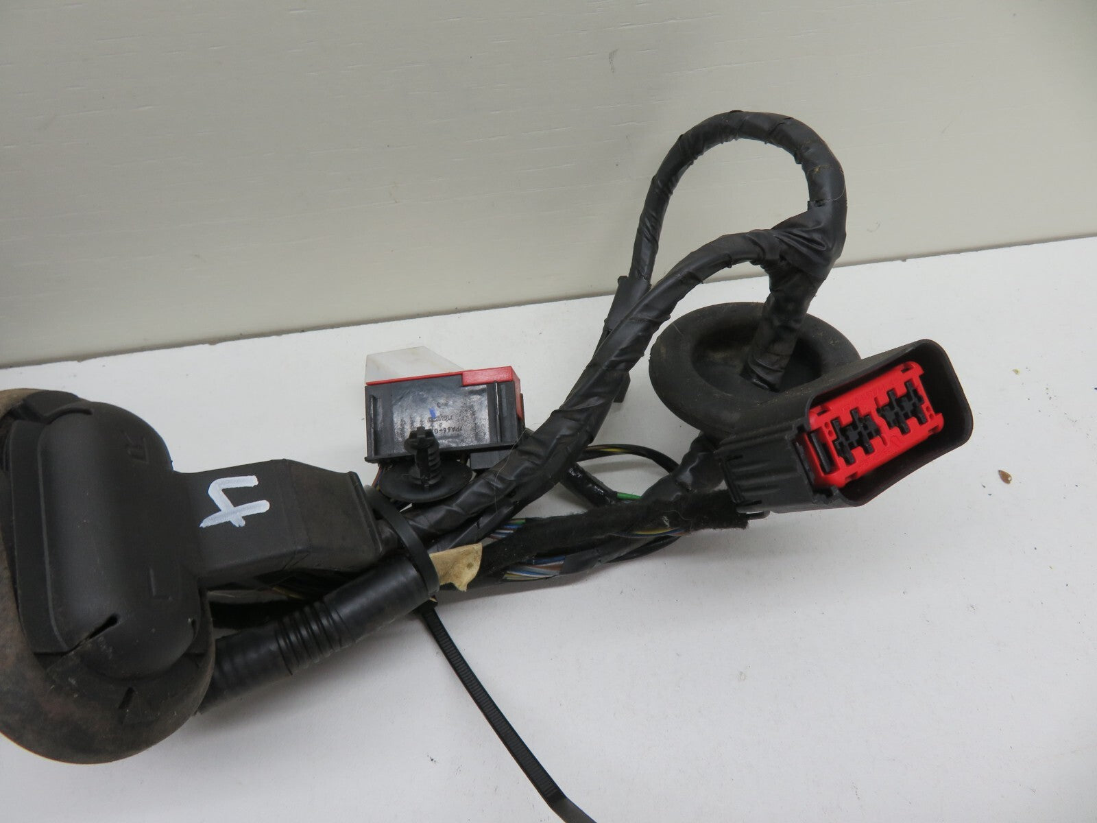 FORD GALAXY MK3 NSR LEFT REAR DOOR WIRING LOOM 6G9T-14240-EBK 2006-2014 1556-4