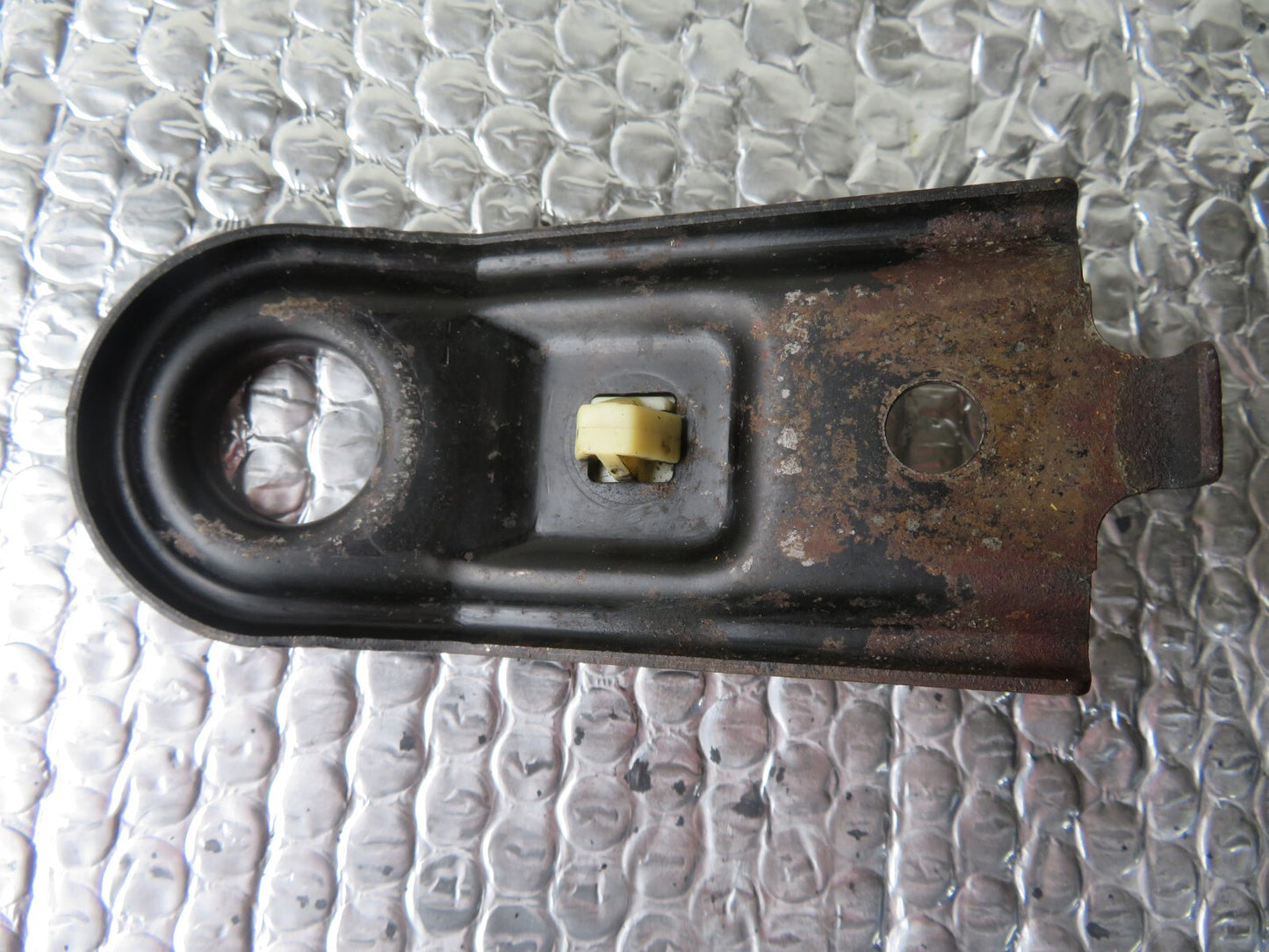 MAZDA MX5 MK2 MK2.5 RADIATOR MOUNTING BRACKET 2000-2004 A1020-10