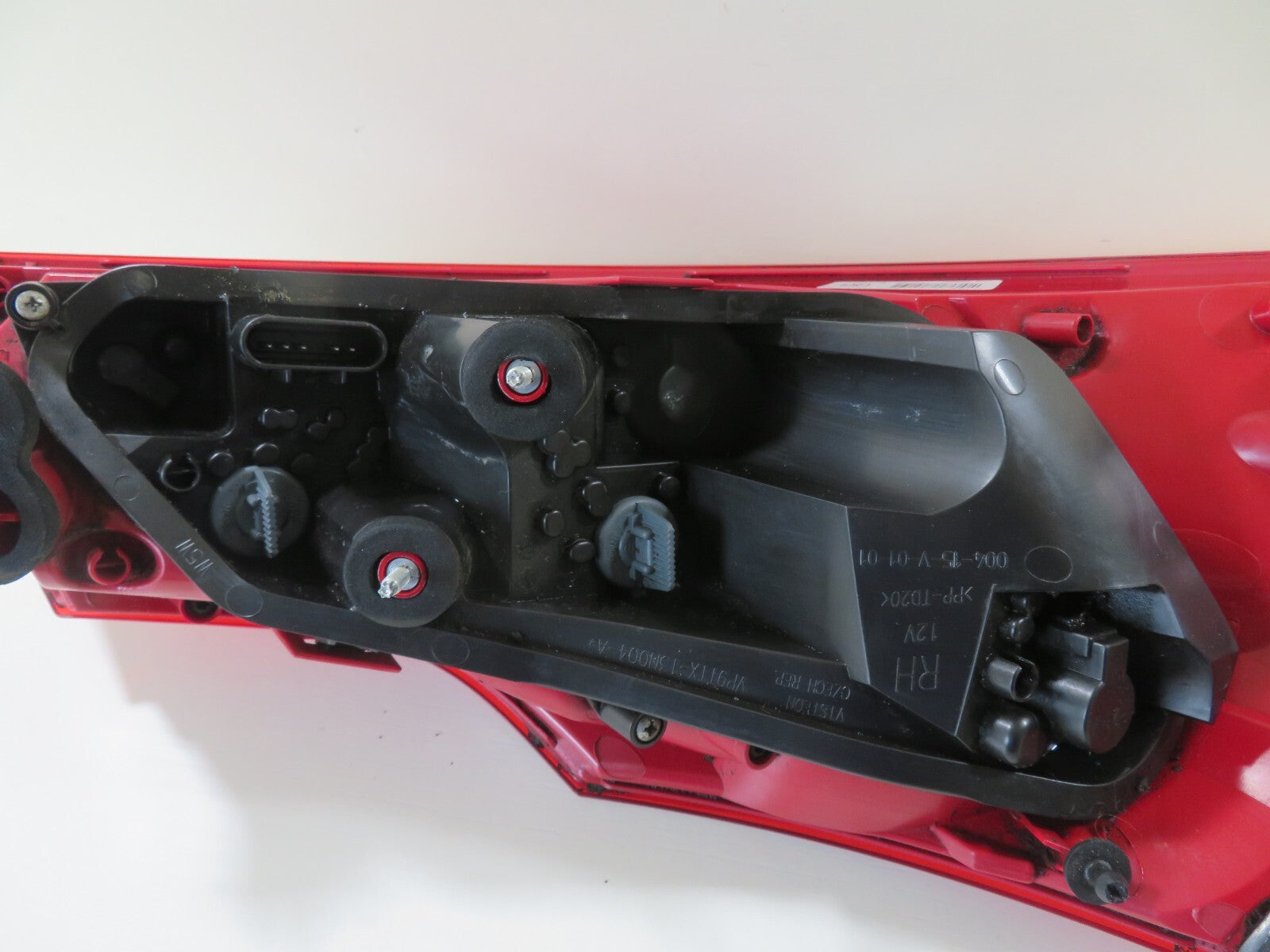 VAUXHALL INSIGNIA ESTATE OSR DRIVER REAR TAIL LIGHT 13226857 2008-2013 NSBK1730