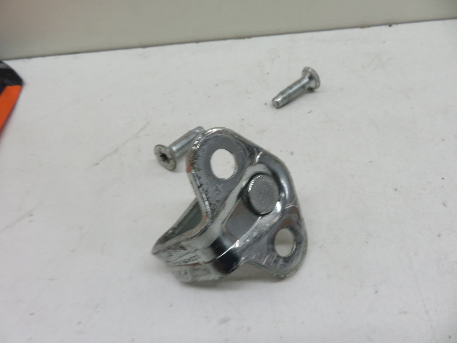 VAUXHALL MOKKA OSR REAR DRIVER DOOR CATCH 2012-2016 1600-