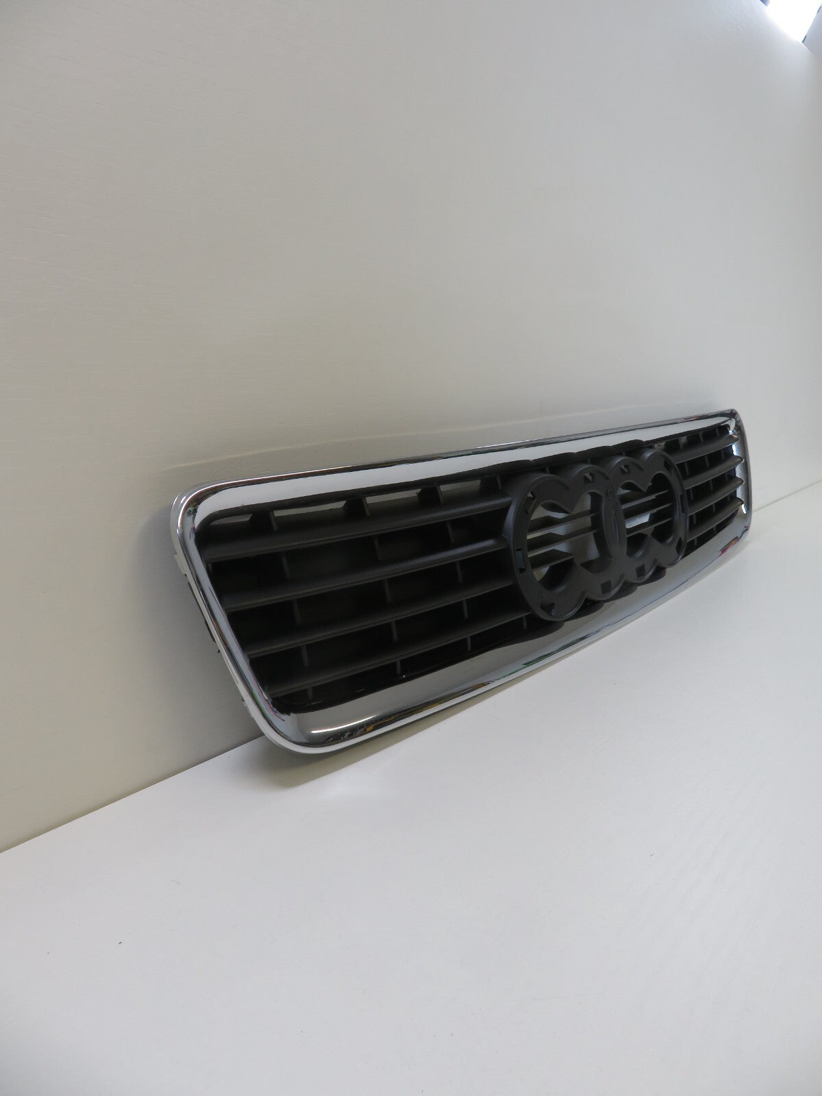 FRONT GRILLE AD07010GA FOR AUDI A4 B5 YEARS 1994-2001