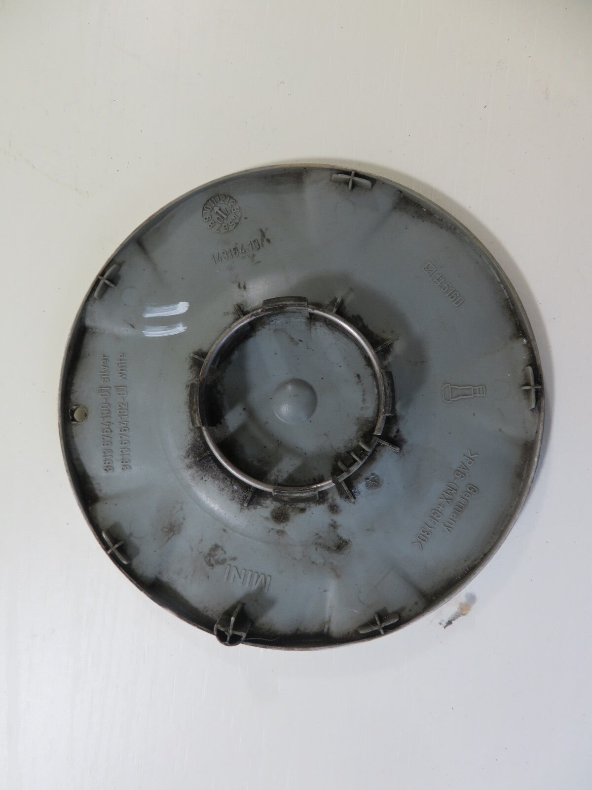 MINI COOPER R50 R52 ALLOY WHEEL CENTER CAP 6764100 2000-2006 1243-11