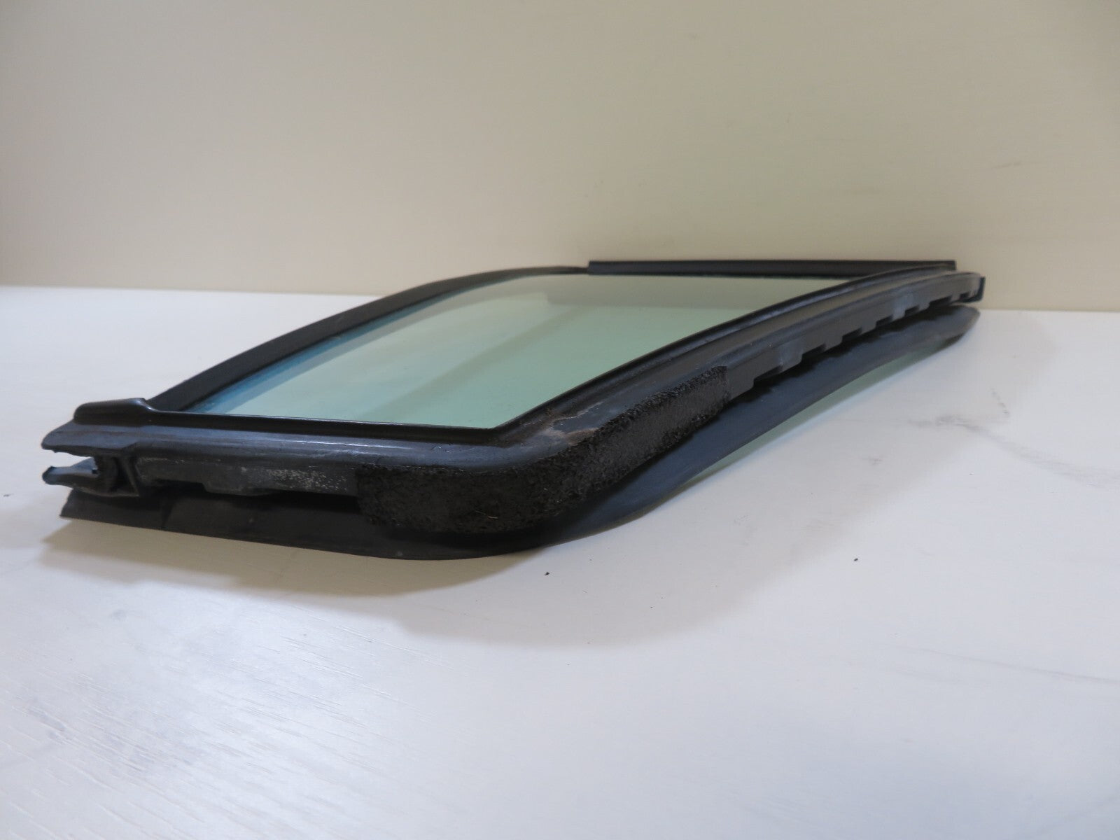 RENAULT LAGUNA OSR DRIVER REAR QUARTER GLASS ESTATE 2001-2007 MIX1632-6