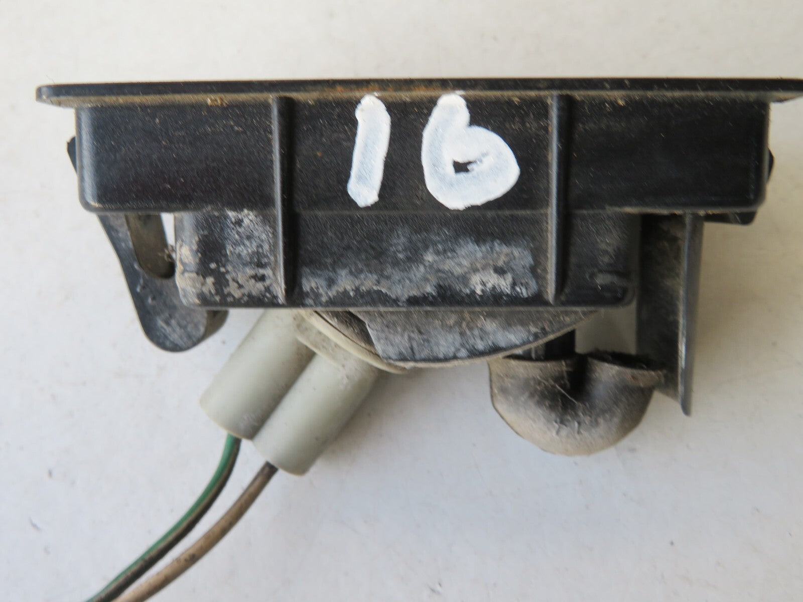 TOYOTA MR2 MK3 REAR NUMBERPLATE LIGHTS 2000-2007 AMS1419-16-17