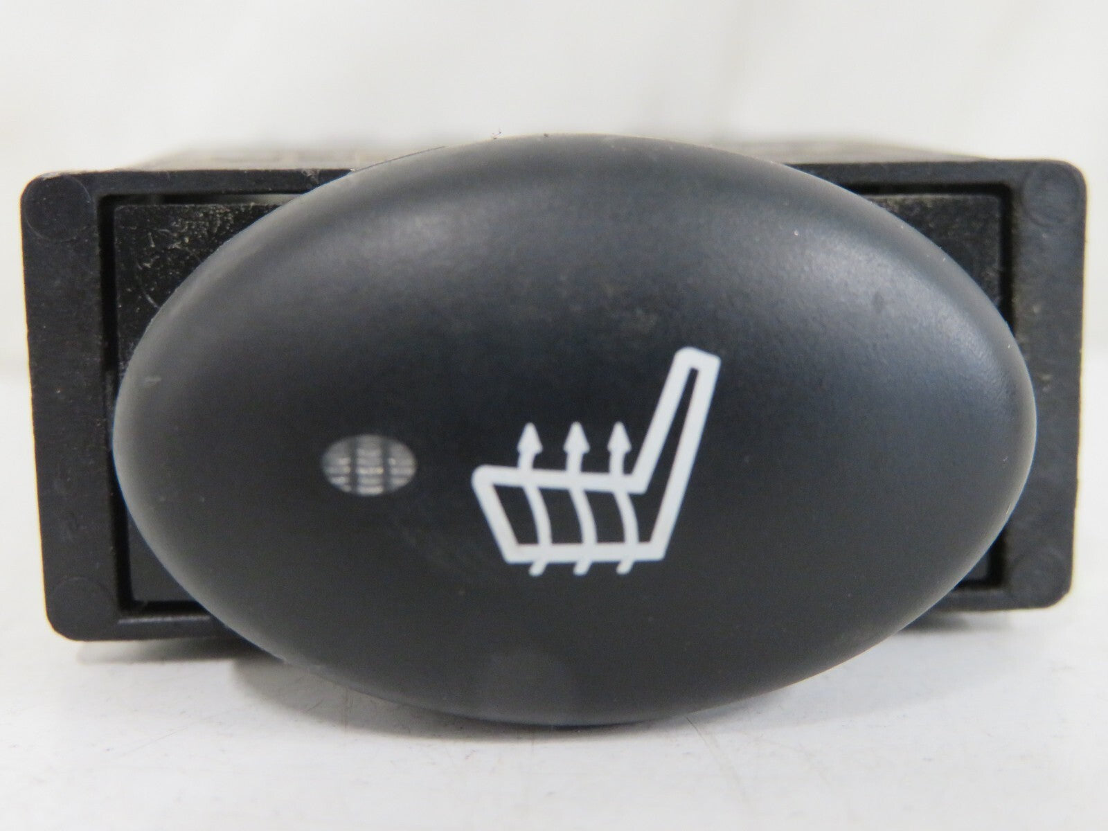 ROVER 75 HEATED SEAT SWITCH YUG101980 1999-2005 MIXA1540-16