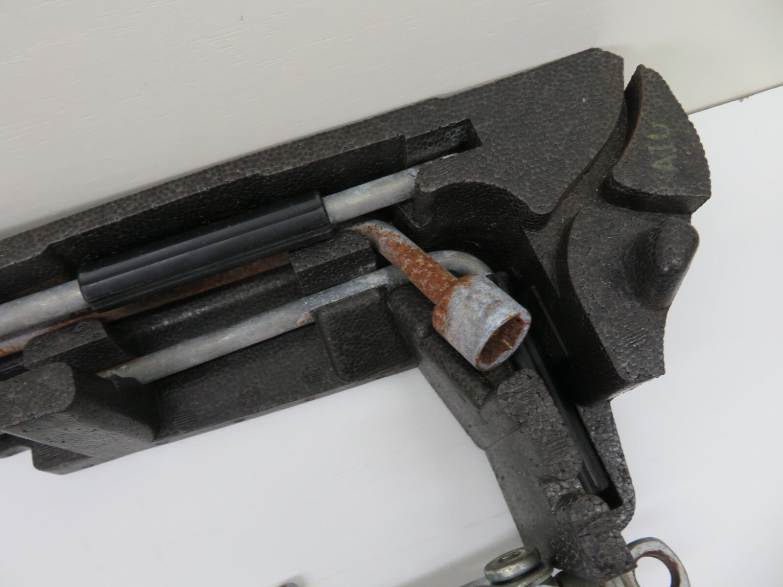 TOYOTA LEXUS SOARER CAR SCISSOR JACK KIT BRACE BAR FOAM 1991-1999 1321-3