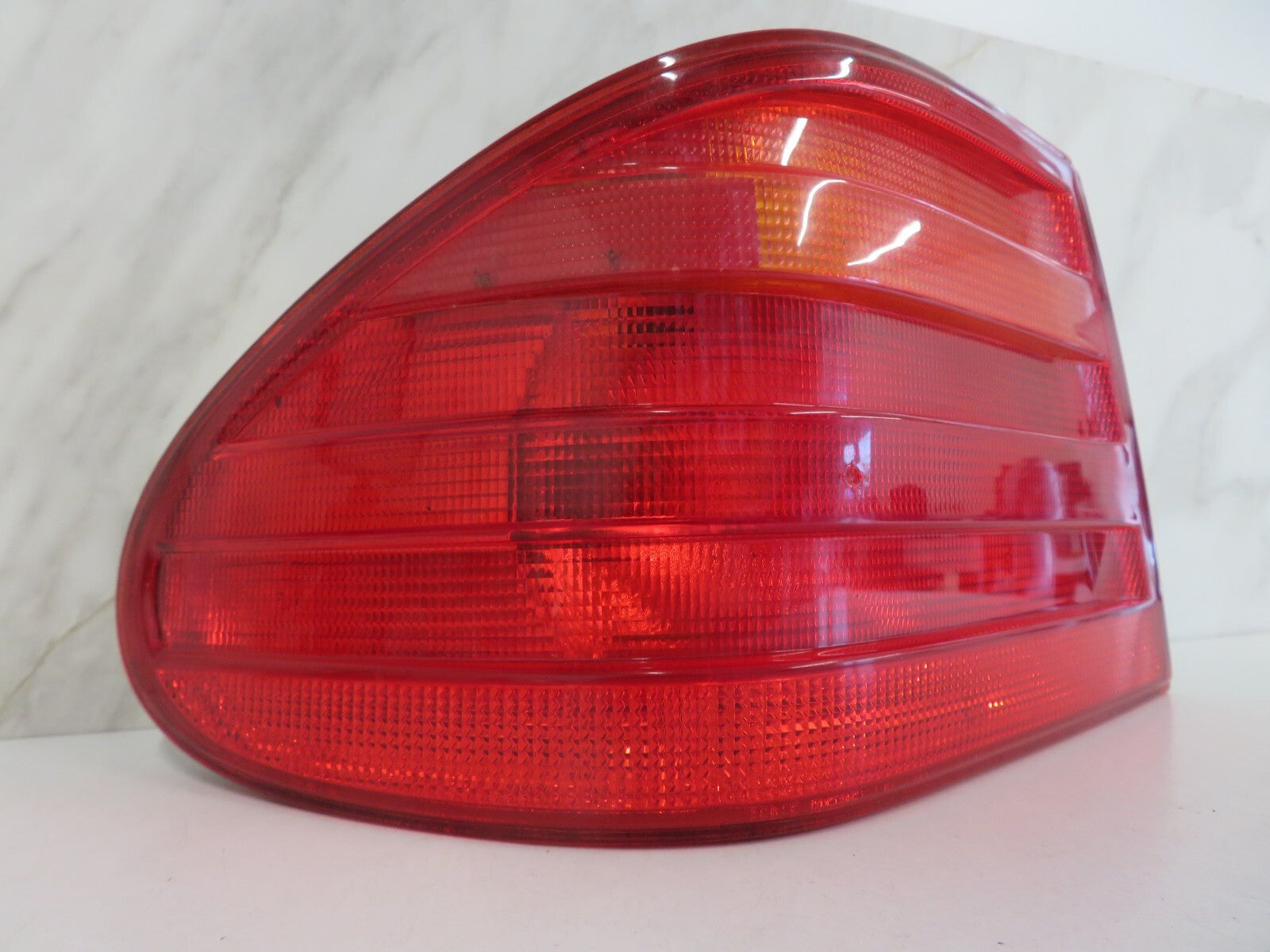 MERCEDES E CLASS W210 NS PASSENGER REAR TAIL LIGHT 1995-2002 1129-11