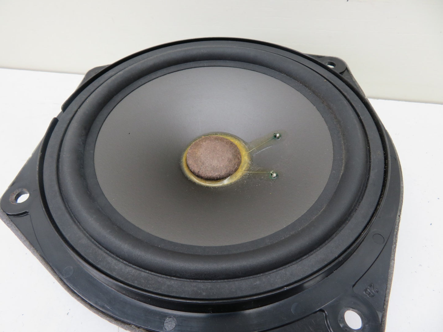 LAND ROVER FREELANDER 1 DOOR SPEAKER HARMON KARDON XQM101591 2004-2006 1672-16