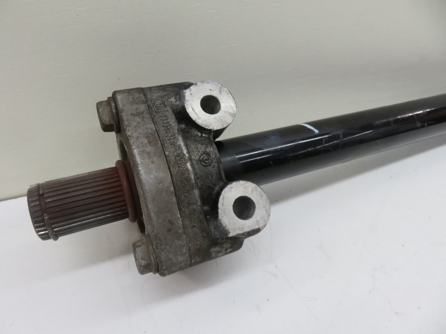 VAUXHALL MOKKA 1.7 CDTI OS DRIVER SIDE IDLER SHAFT 13101631 2012-2016 1147-1