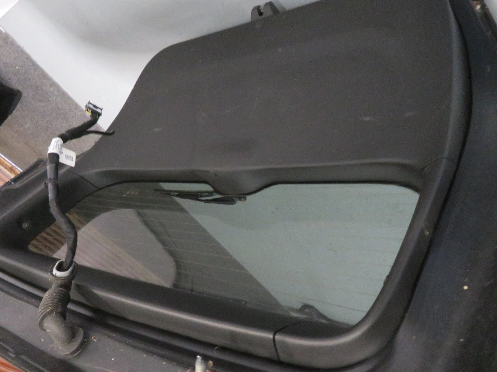 VAUXHALL MOKKA TAILGATE BOOT LID COMPLETE YEARS TO FIT 2012-2016 ONLY