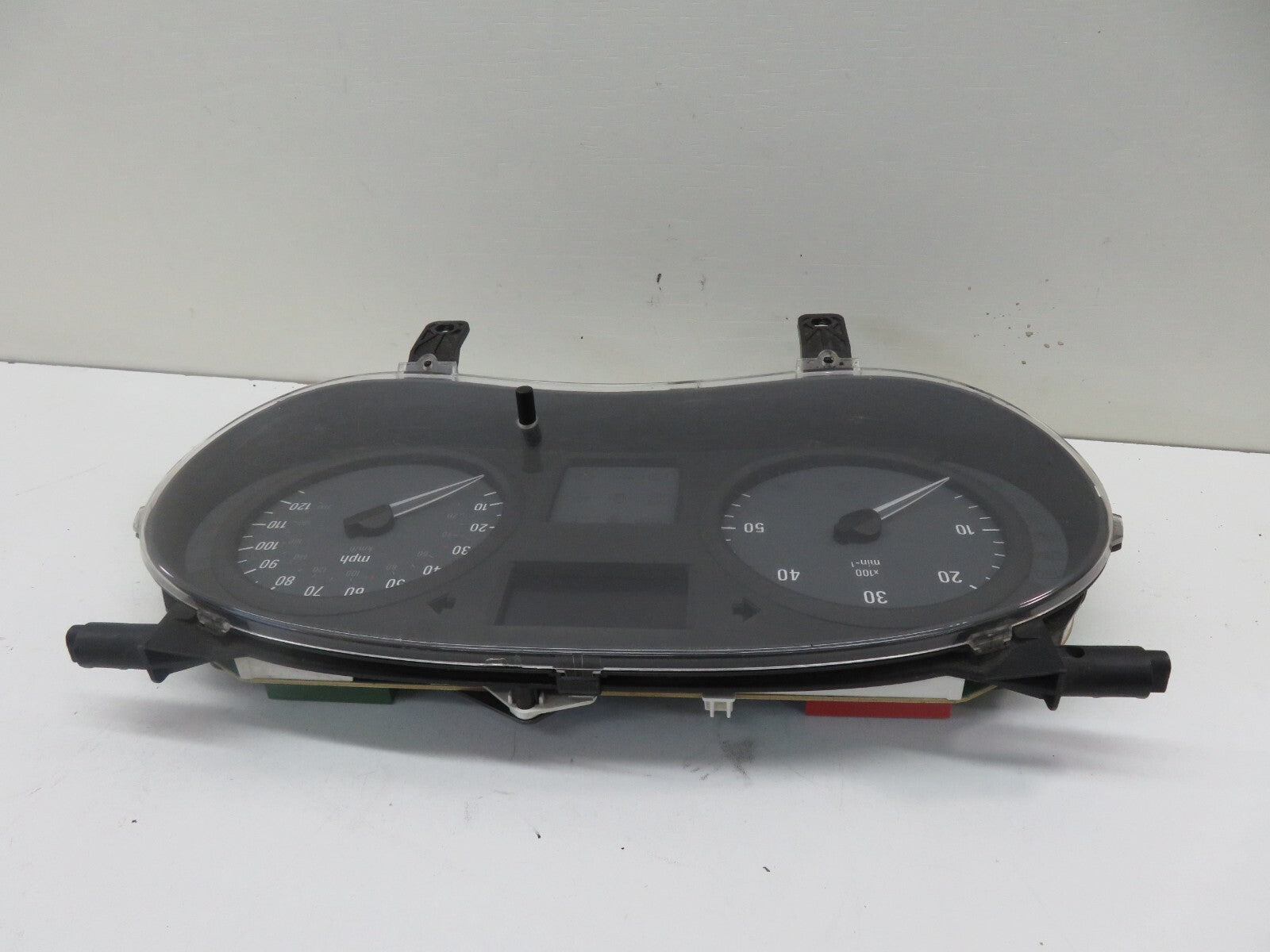 VAUXHALL VIVARO TRAFFIC INSTRUMENT SPEEDO CLUSTER 8200283201 2001-2014 DV59-1