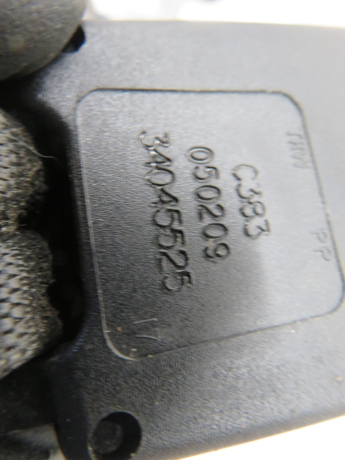 FIAT 500 REAR PASSENGER SEAT BELT BUCKLE 34045525 2010-2013 1609-7