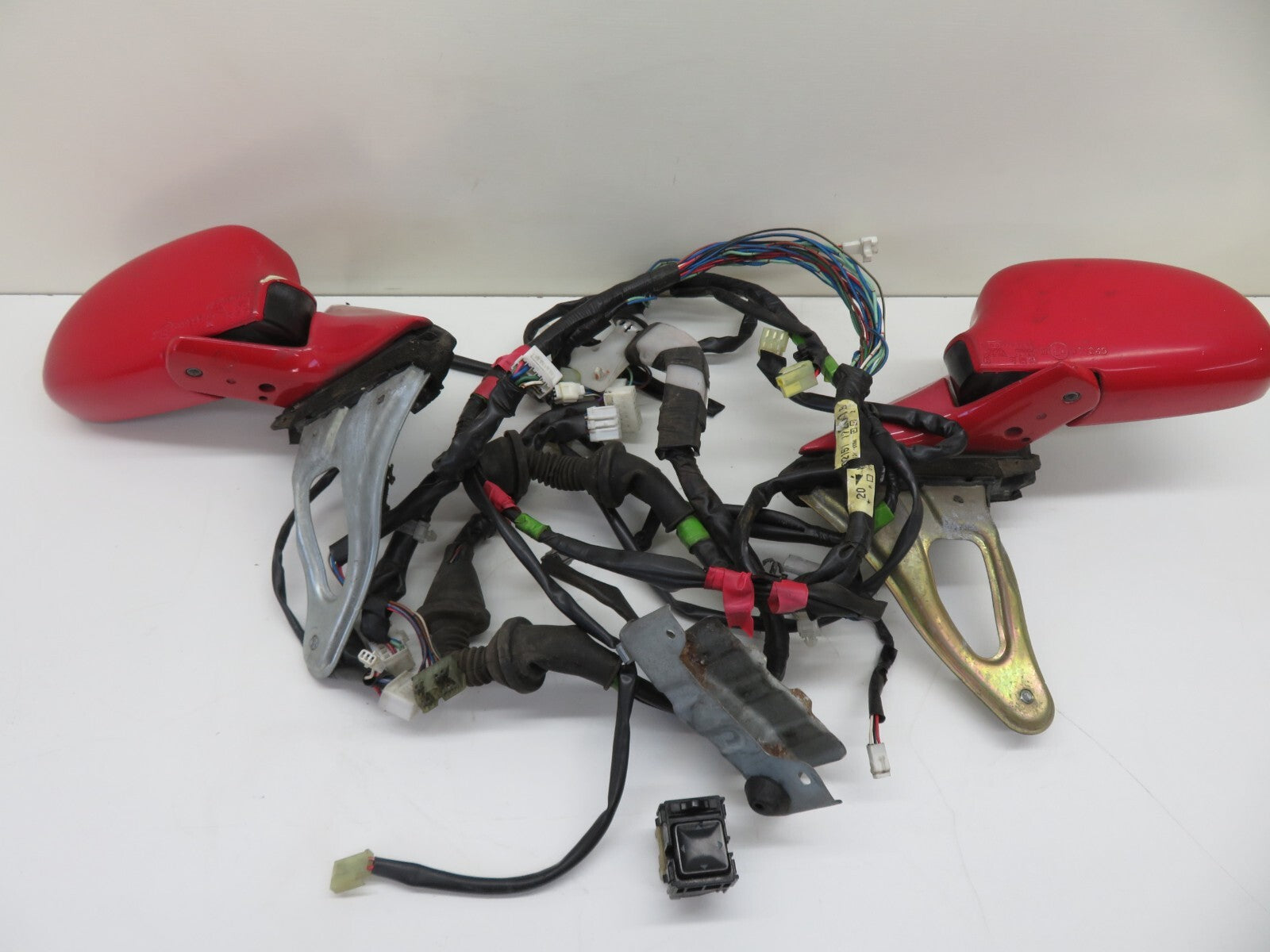 TOYOTA MR2 MK2 FOLDING DOOR WING MIRRORS LOOM SWITCH (SEE PHOTOS) 1990-1999 0610