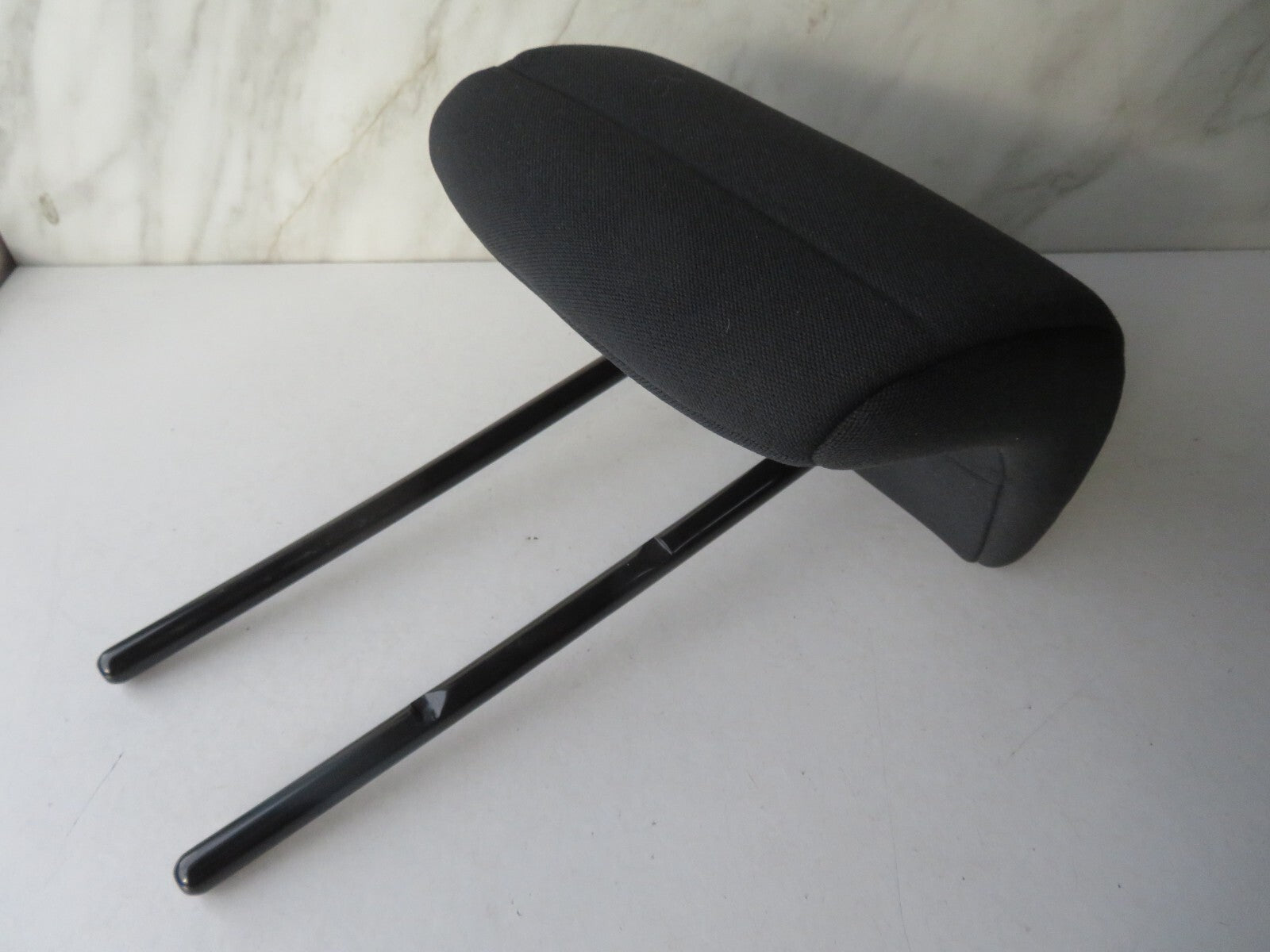 RENAULT LAGUNA ESTATE REAR CLOTH HEAD REST LEFT/RIGHT 2001-2005 A1345-6