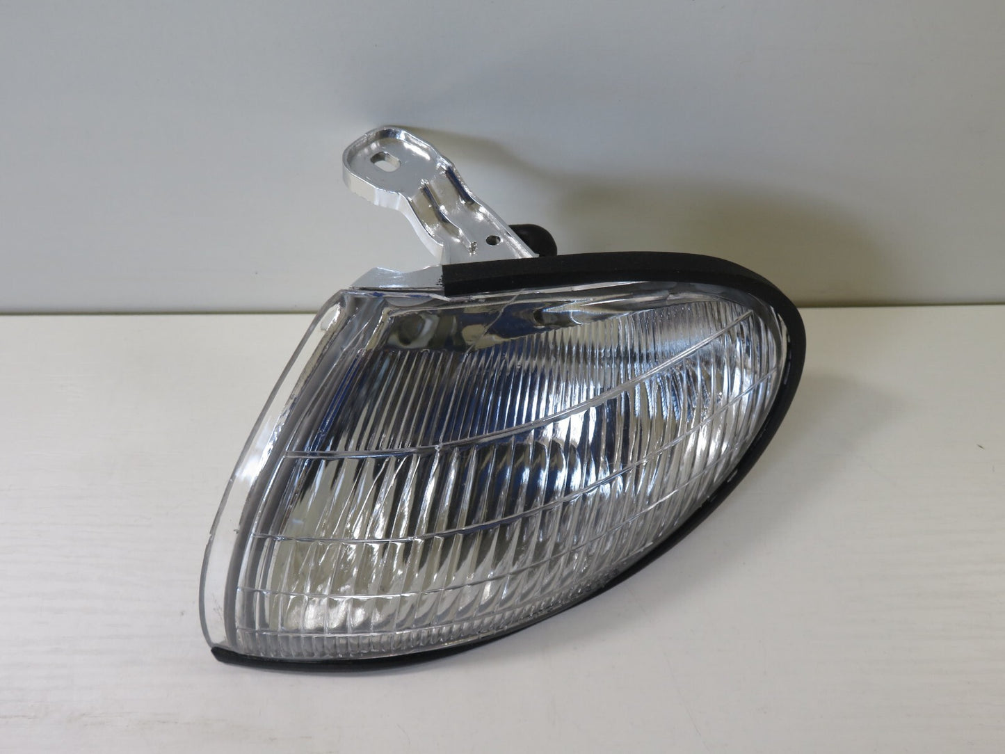 NS PASSENGER LH FRONT INDICATOR LIGHT FOR HYUNDAI ELANTRA 1994-1996 18-3088-01-6