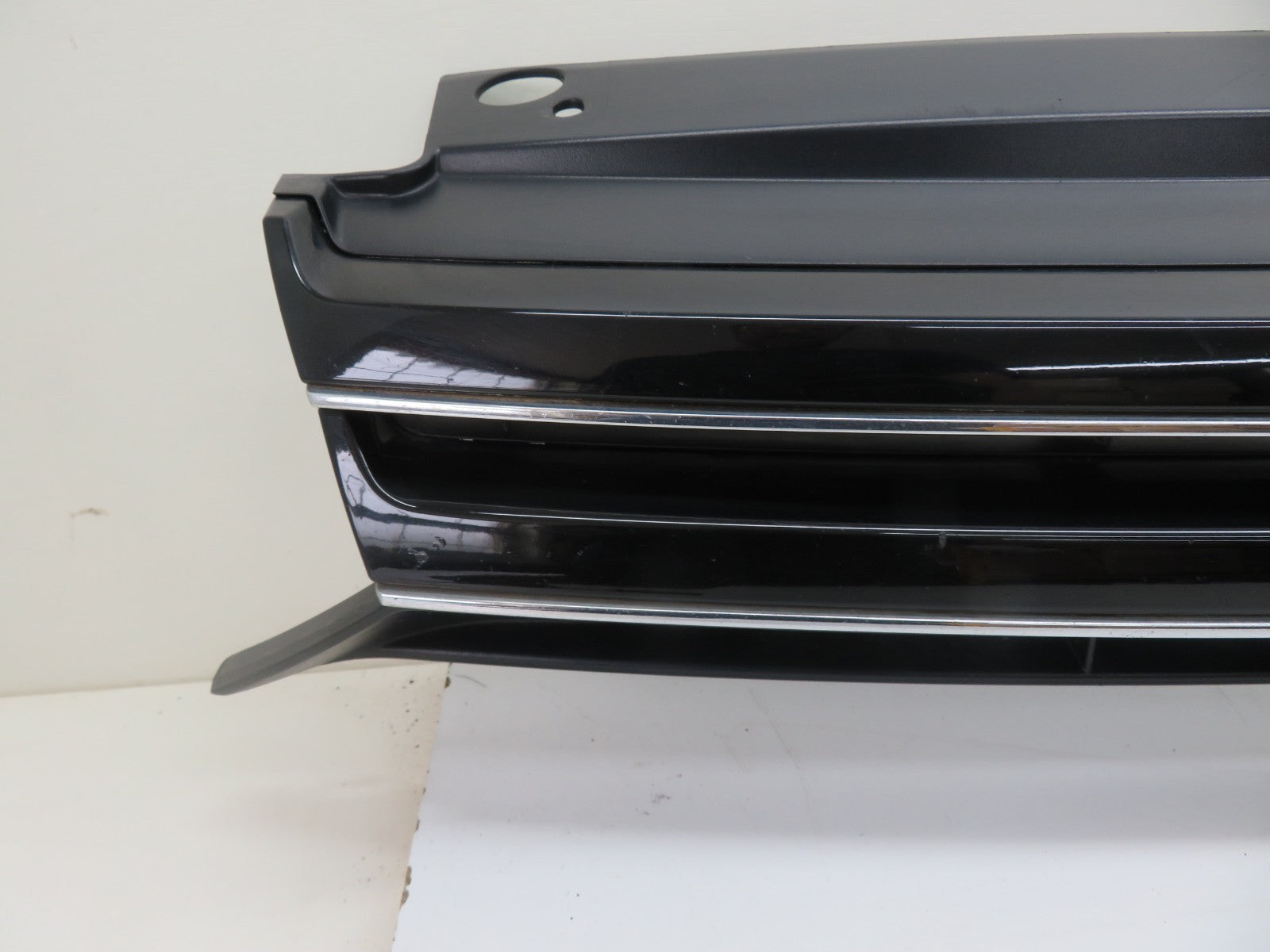 VOLKSWAGEN VW GOLF MK6 FRONT BUMPR GRILL BLACK 2009-2013