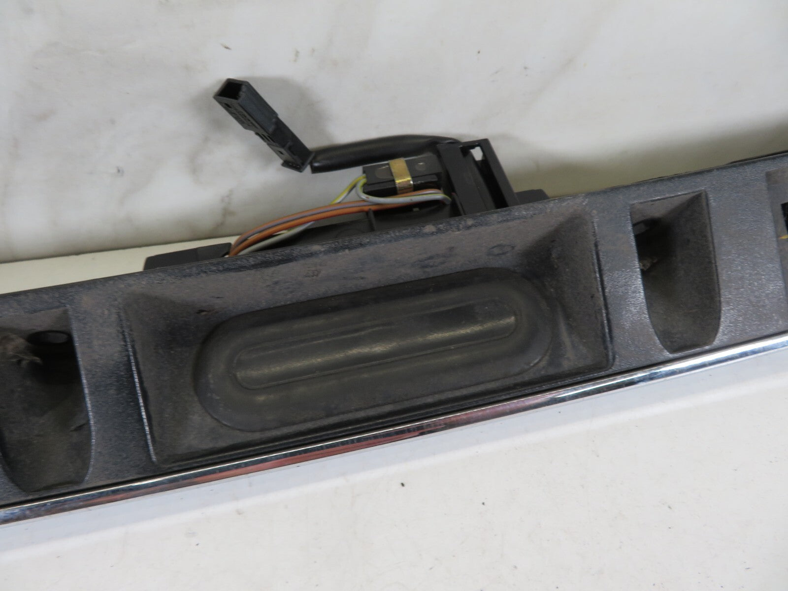 BMW MINI COOPER R52 TAILGATE BOOT OPEN HANDLE CHROME 2004-2006 A1641-12