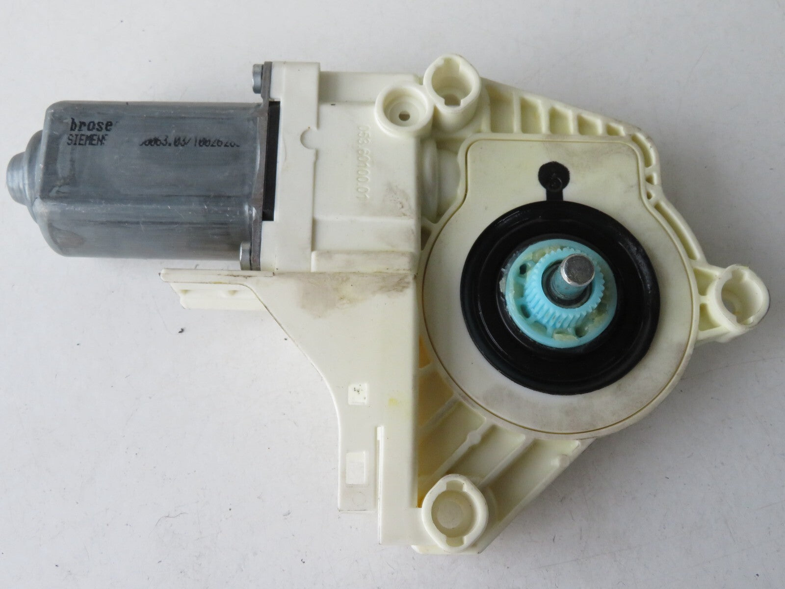 LAND ROVER DISCOVERY 3 OSR WINDOW MOTOR 09026-617 2005-2009 AMS1115-4