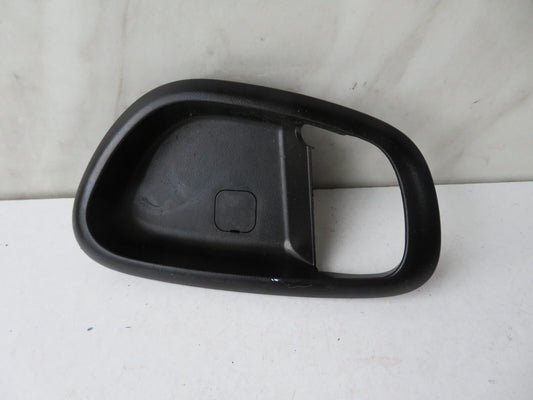 HYUNDAI I10 NSR INTERIOR DOOR HANDLE TRIM 82611-0X000 2008-2012 A1632-9