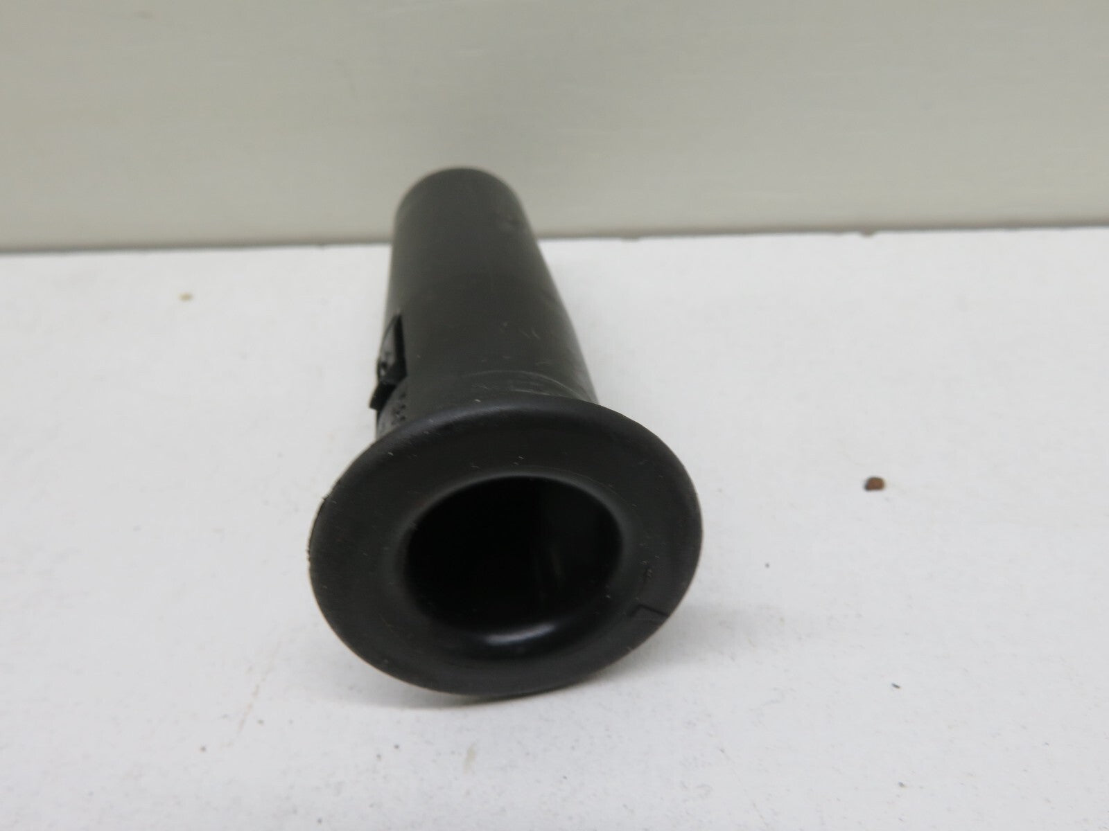 BMW E36 FRONT ARM REST BUSH TRIM 8135595 1991-1998 1658-22