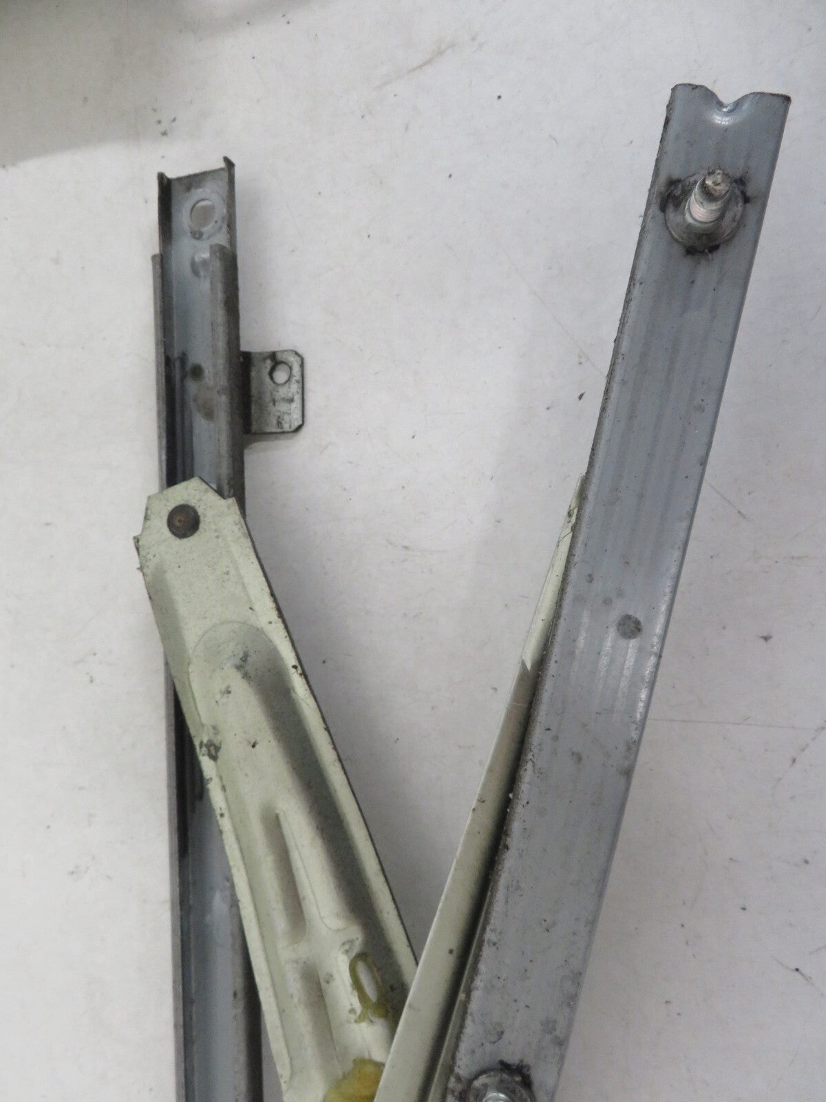 PEUGEOT 4007 NSF WINDOW REGULATOR 2007-2012 1630-14