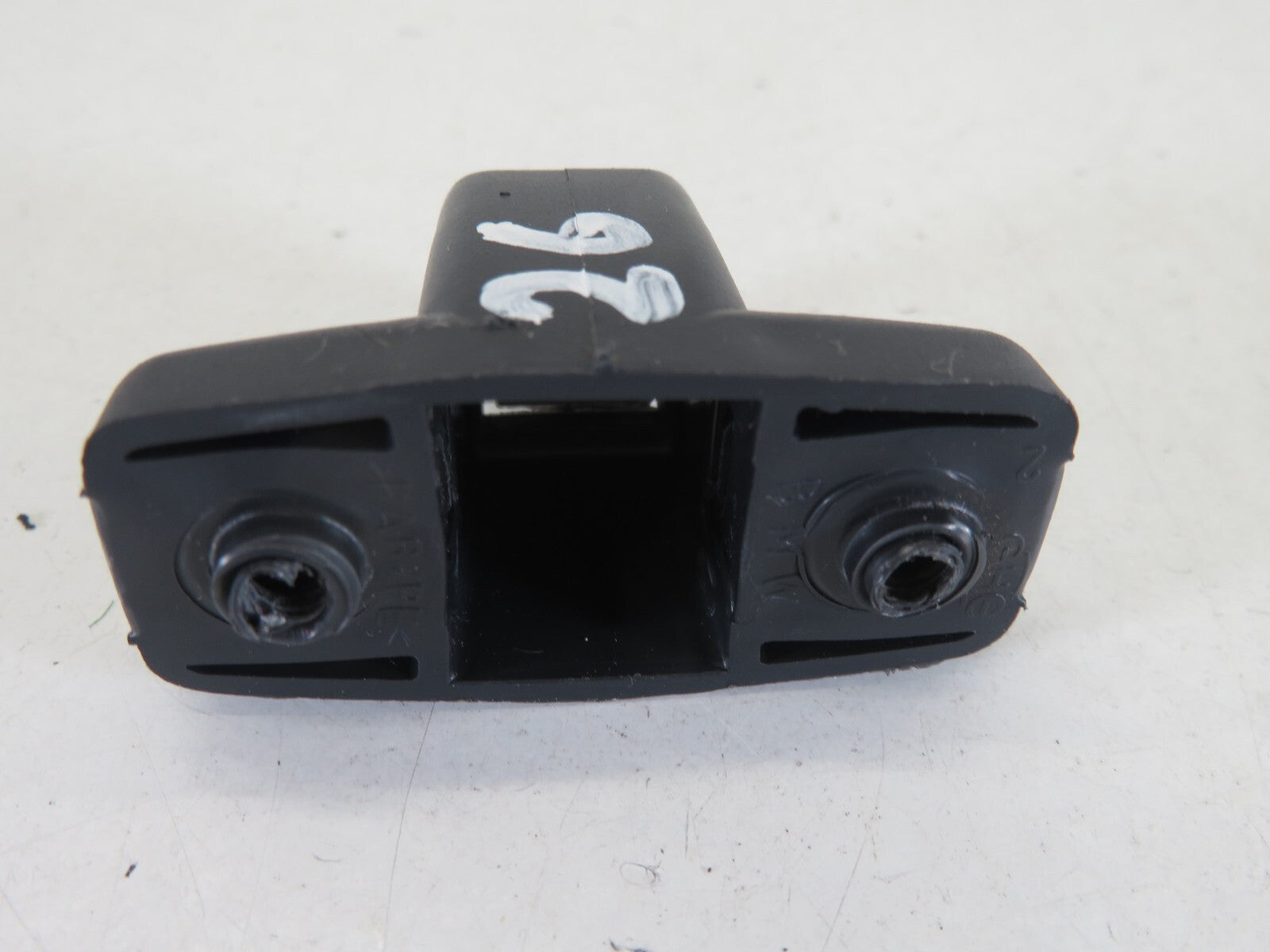 BMW MINI COOPER R52 SUN VISOR CLIP 2004-2006 A2018-26