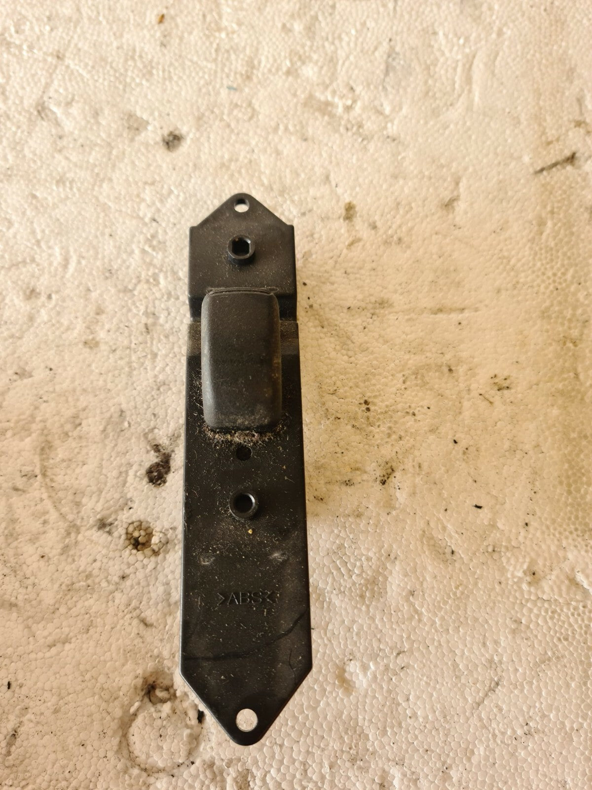 MITSUBISHI GALANT REAR WINDOW SWITCH MR252818 1996-2002 HW52-1