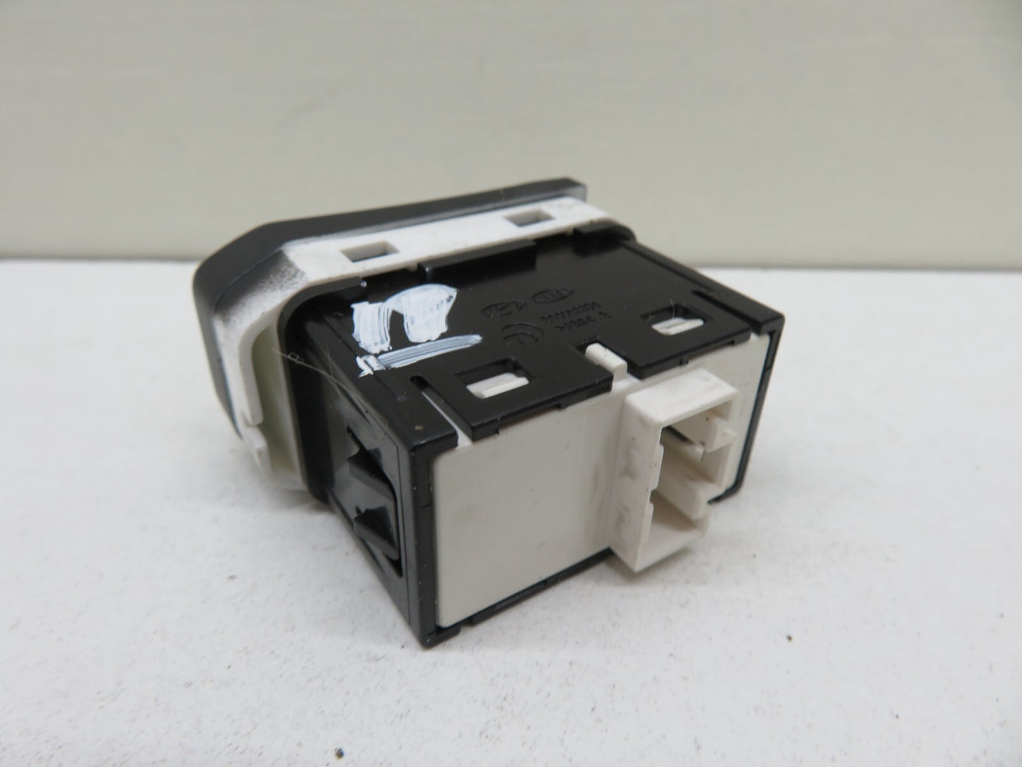 KIA RIO INSTRUMENT CLUSTER SWITCH 299105371 2011-2014 #1247-11