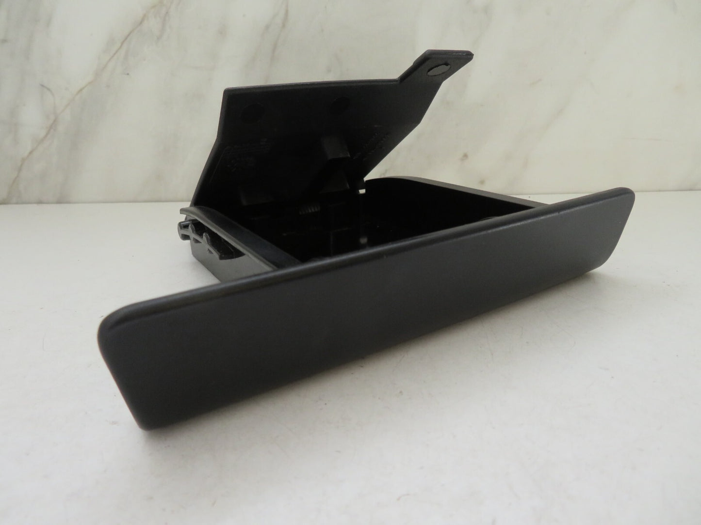 PEUGEOT 307CC INTERIOR ASH TRAY 2003-2007 AMS1548