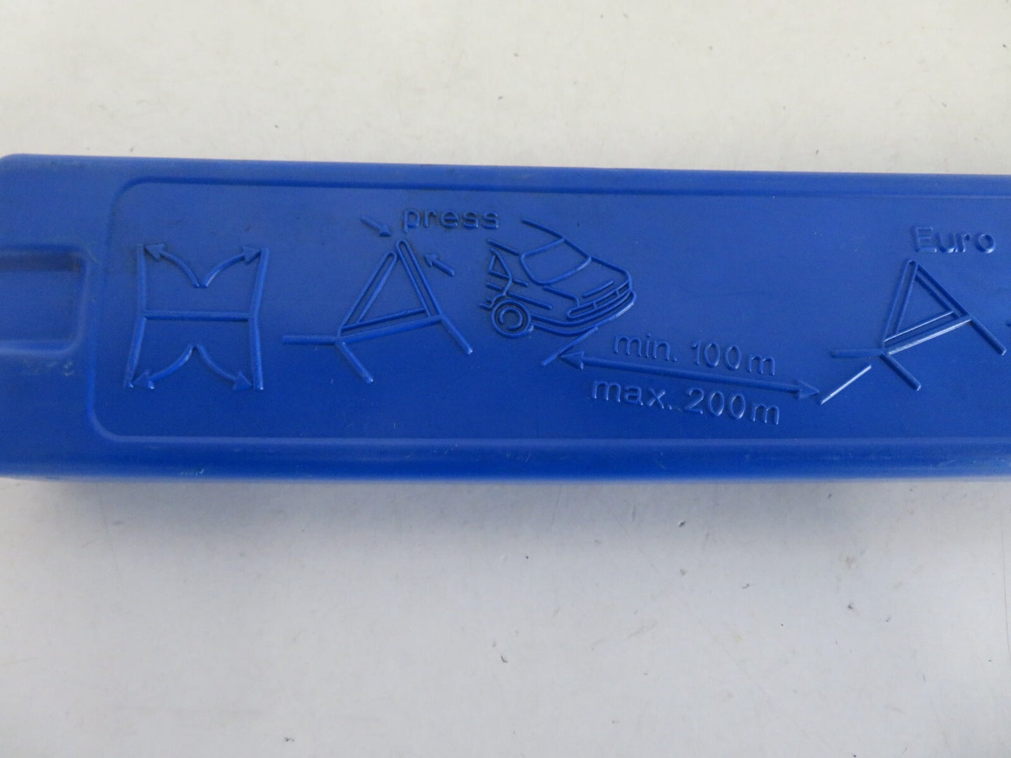 BMW X5 E53 EMERGENCY WARNING TRIANGLE 1095457 1999-2006 MIX1642-2