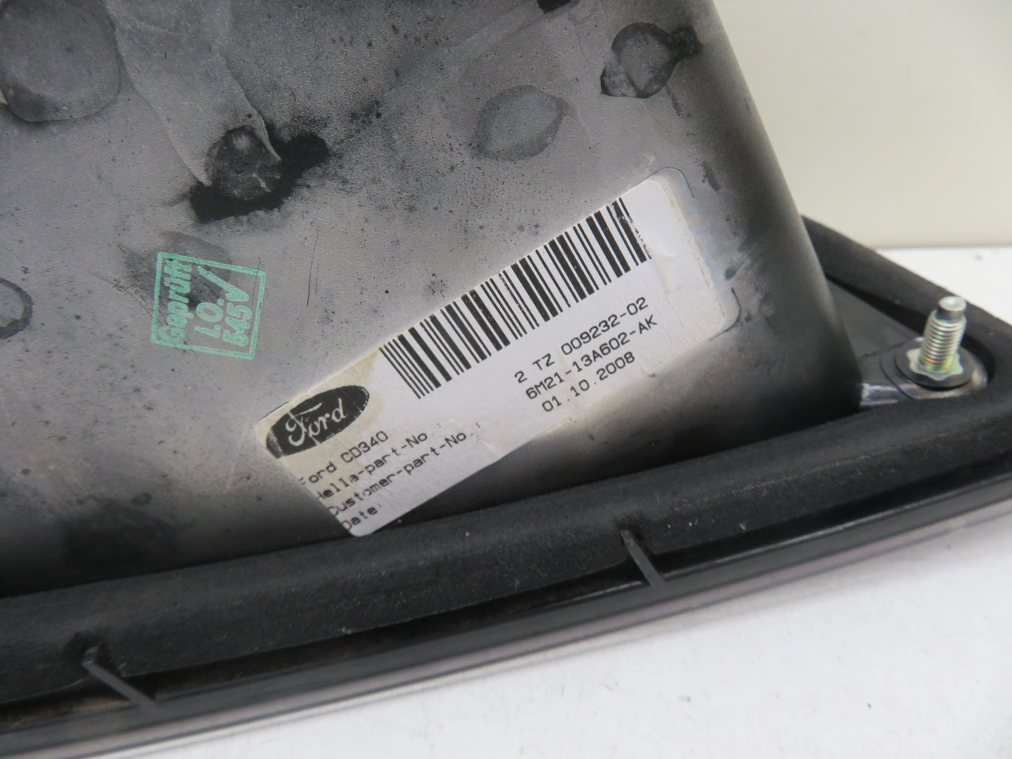 FORD S MAX OSR RIGHT INNER REAR TAIL LIGHT 2006-2010 1302-5