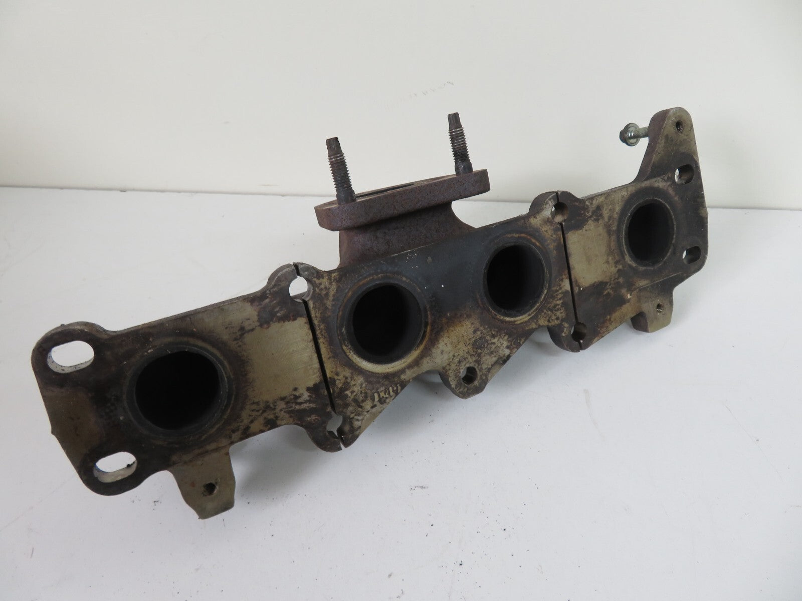 FORD FIESTA ST180 EXHAUST MANIFOLD BM5G-9431-DC 2013-2017 1157-3
