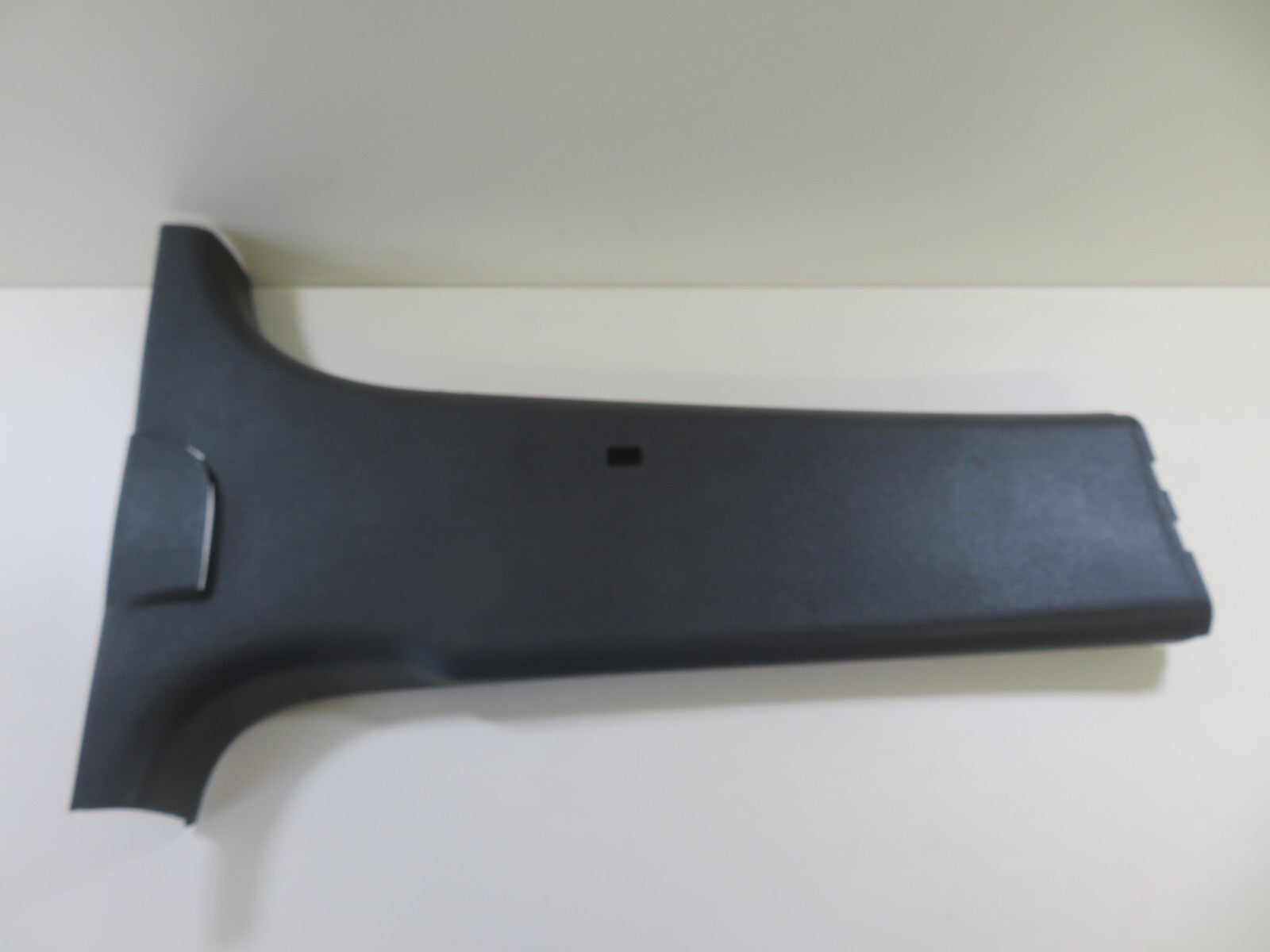 VOLKSWAGEN VW TOURAN RH OS DRIVER B PILLAR TRIM 1T0867298 2003-2009 NO2