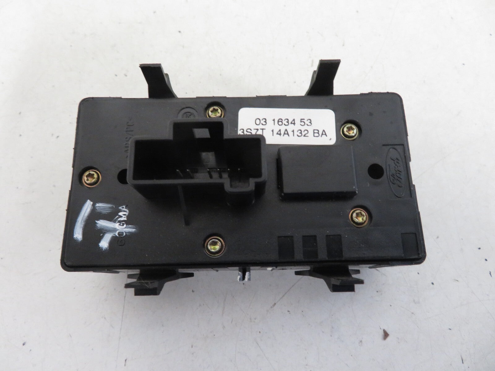 FORD MONDEO MK3 OS DRIVER WINDOW SWITCHES 3S7T-14A132-BA 2000-2007 1342-17