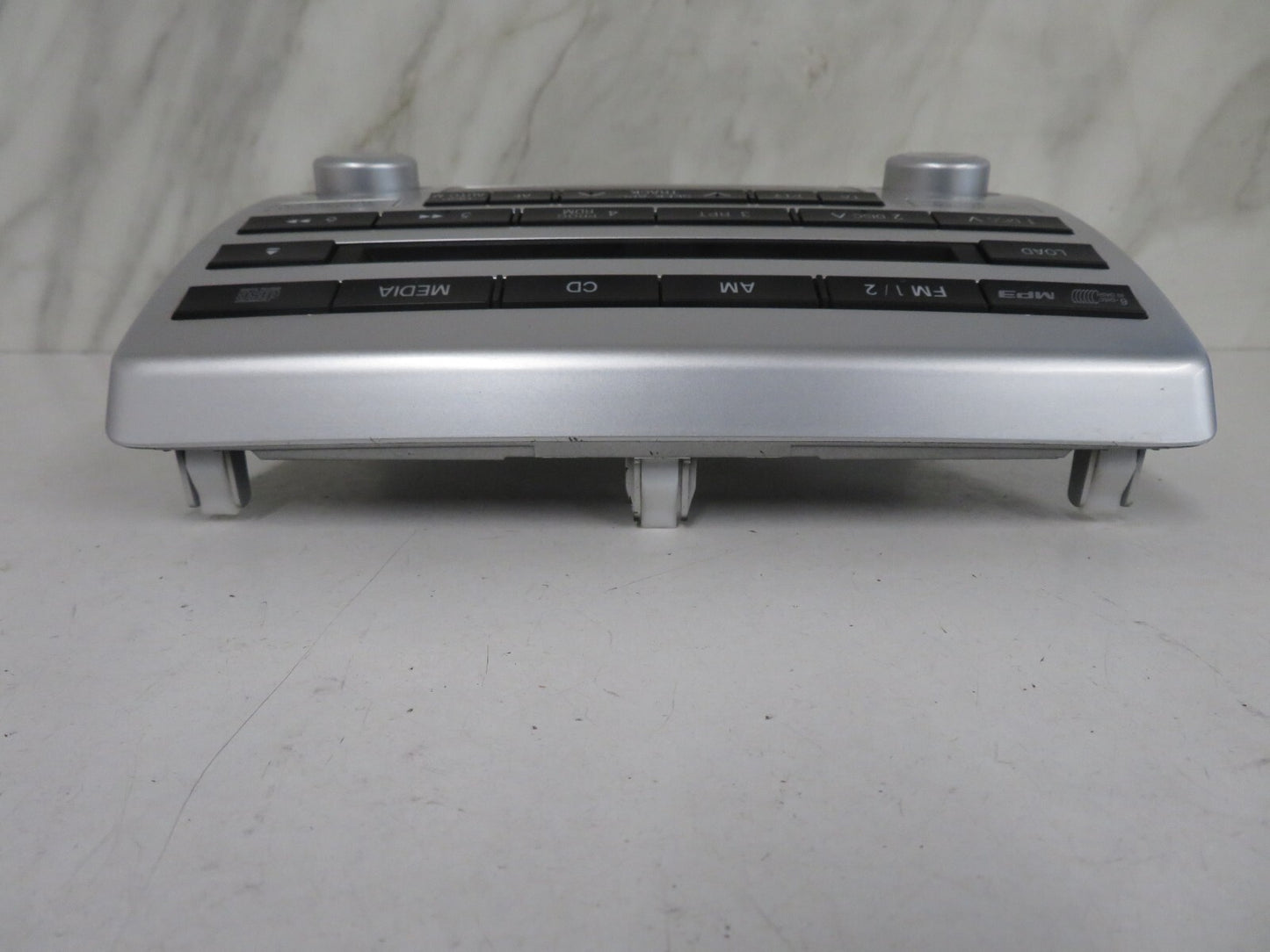 MAZDA 5 RADIO CD HEAD UNIT CC6079EG0 FASCIA TRIM 2006-2010 1511-2