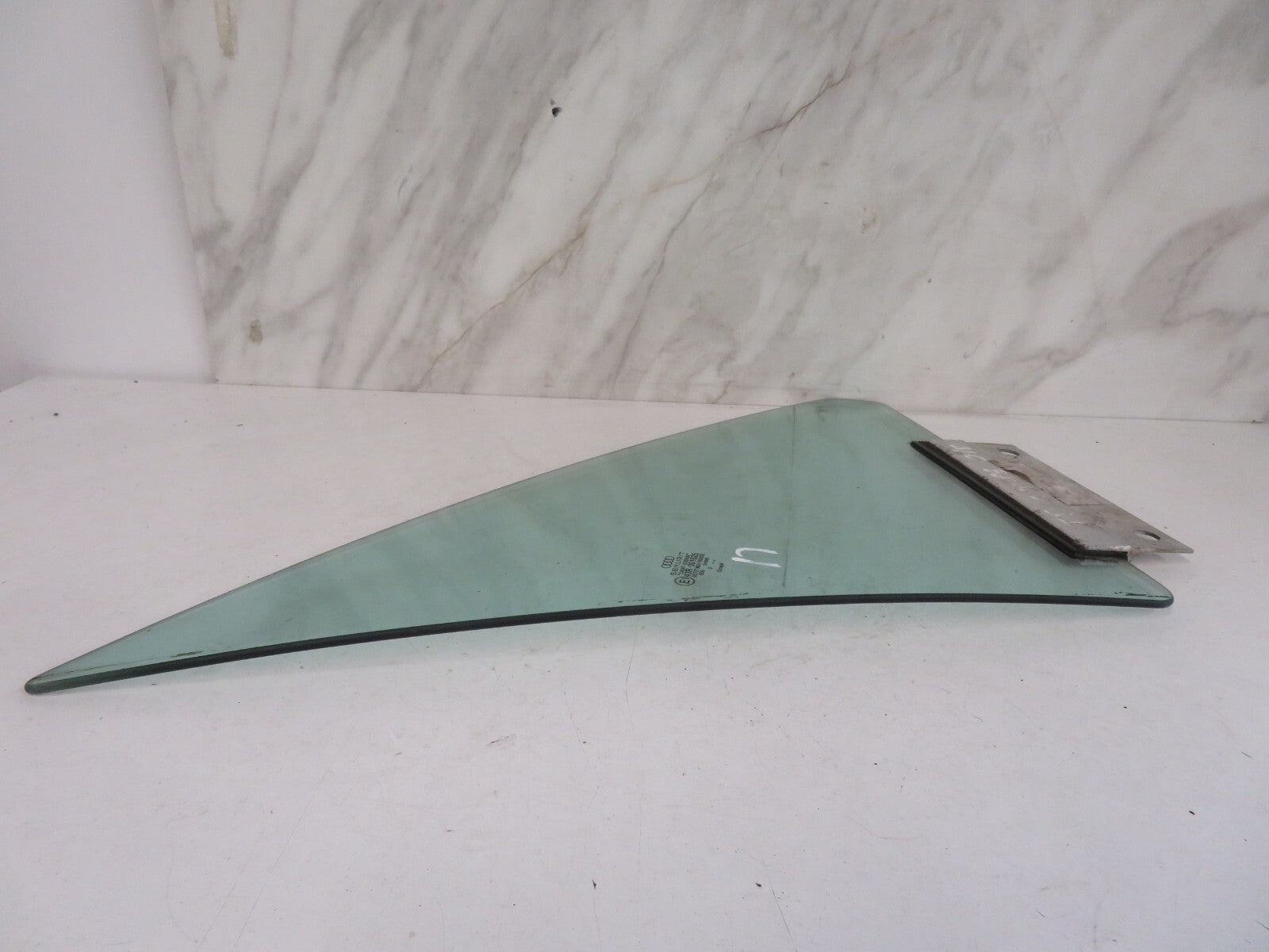 AUDI TT MK1 COUPE OS QUARTER GLASS WINDOW 1998-2004 MIX1333-17