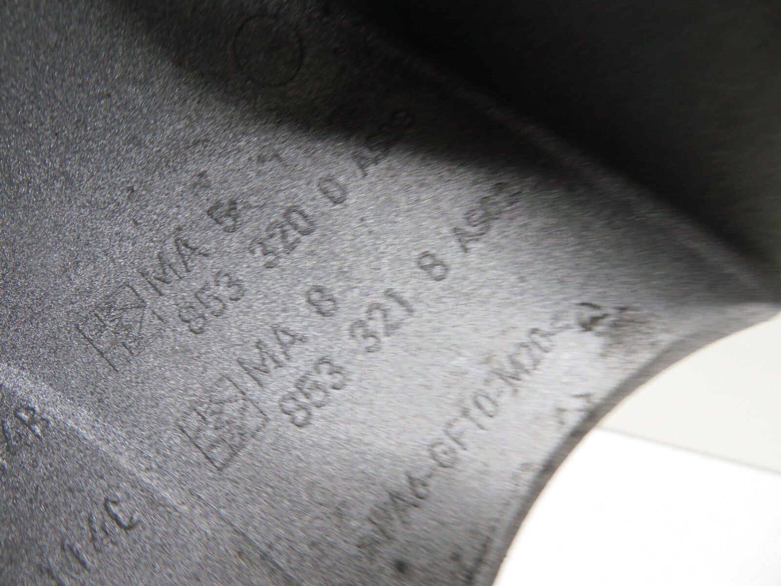 PORSCHE CAYENNE 955 V8 ENGINE COVER 2003-2007 1718-1