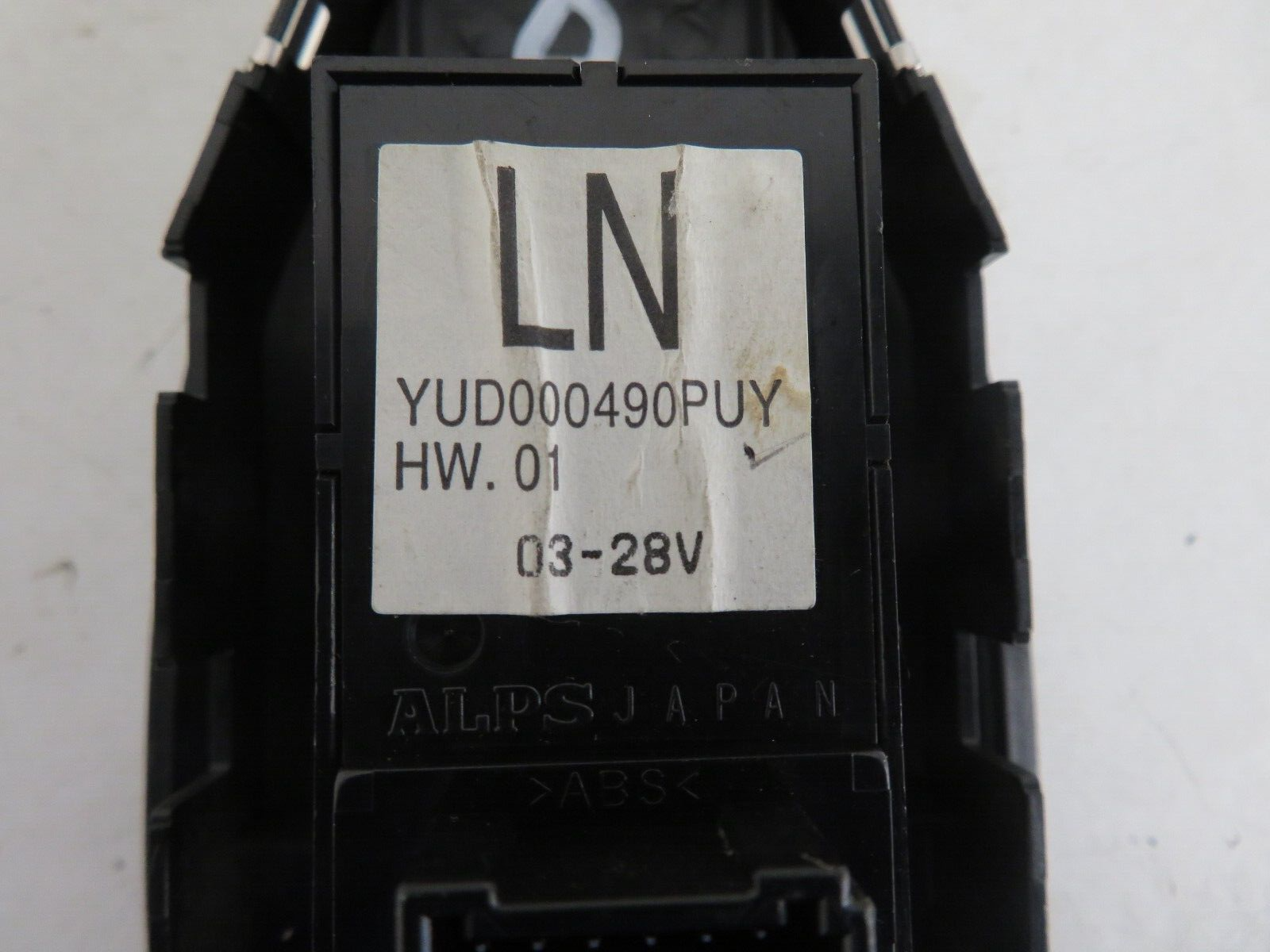 ROVER 75 NS PASSENGER WINDOW SWITCH YUD000490PUY 1999-2005 1516-8