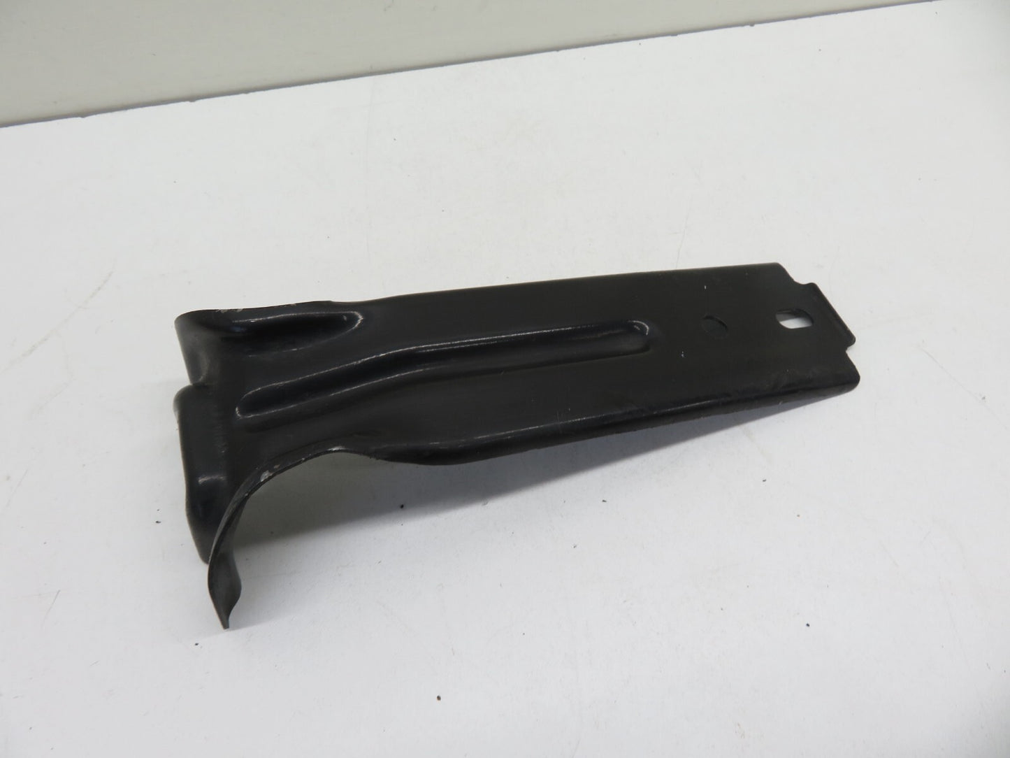 FORD FIESTA MK7 ST180 BONNET LATCH BRACKET C1BB-A16C750-AB 2013-2017 1508-6