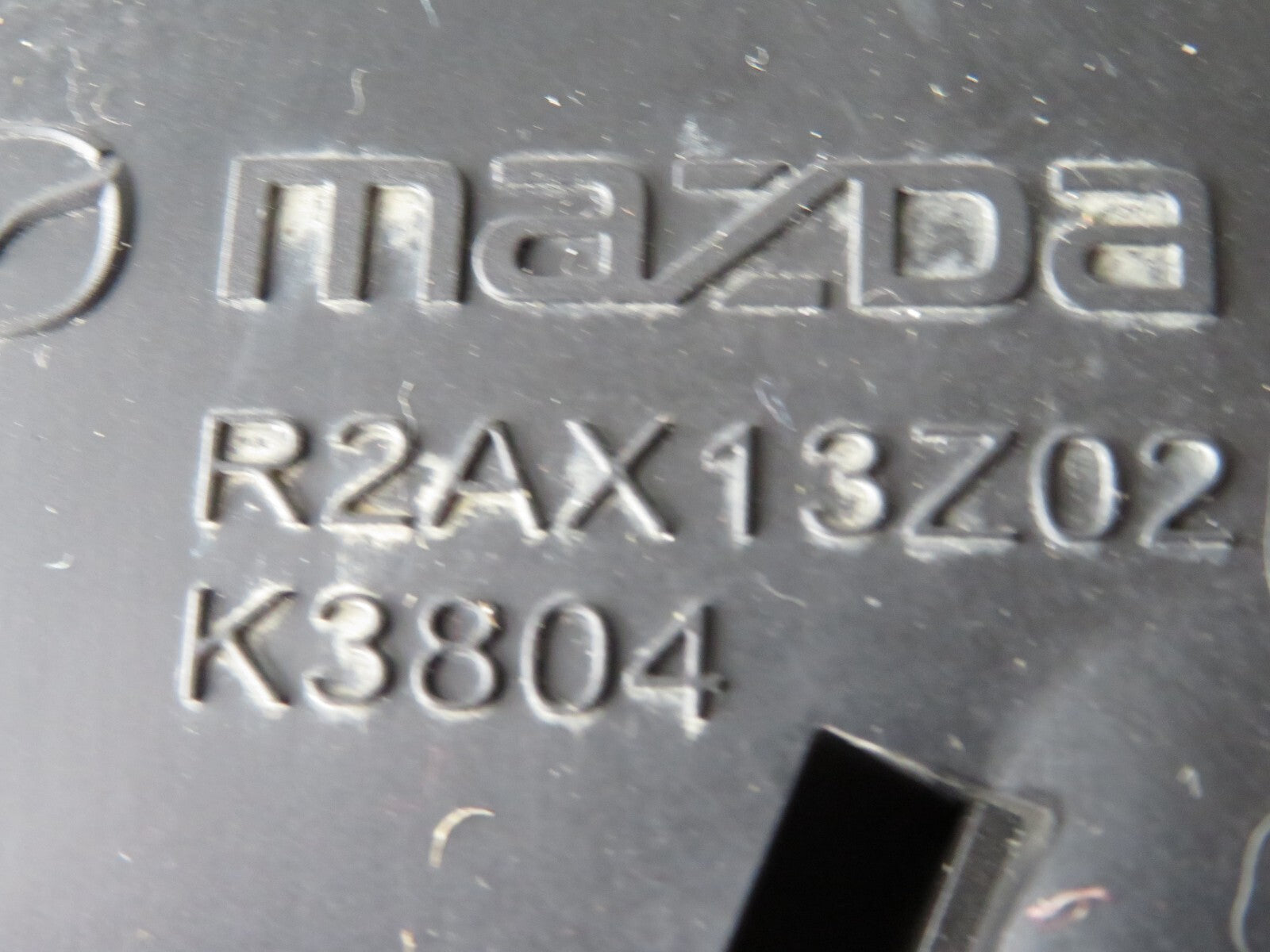 MAZDA CX7 2.2 DIESEL AIR FILTER BOX R2AX13Z02 2006-2012 BK1601