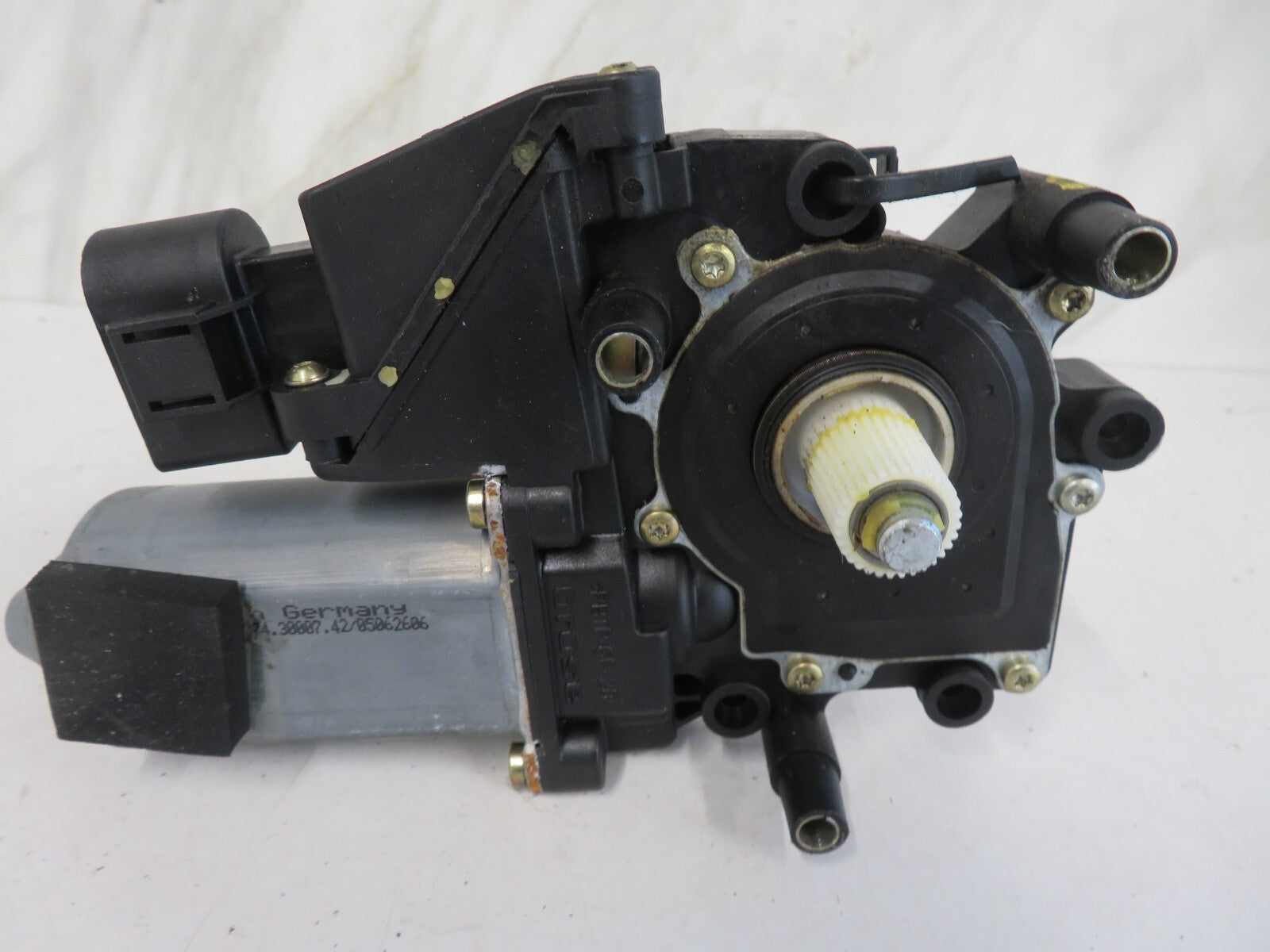 AUDI A8 D2 NSR WINDOW MOTOR 119023-13 1998-2002 1636-12