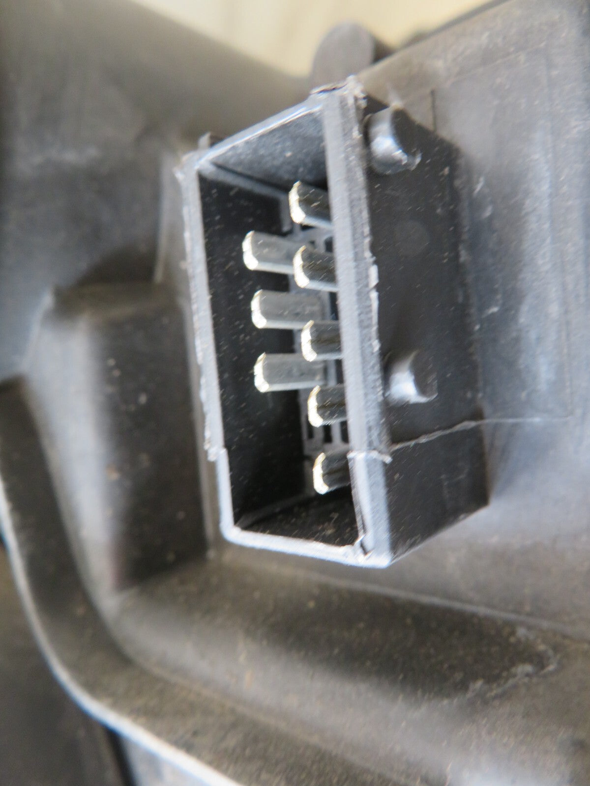 FIAT SCUDO PEUGEOT NS HEADLIGHT 89902607 (SEE PHOTOS) 07-12