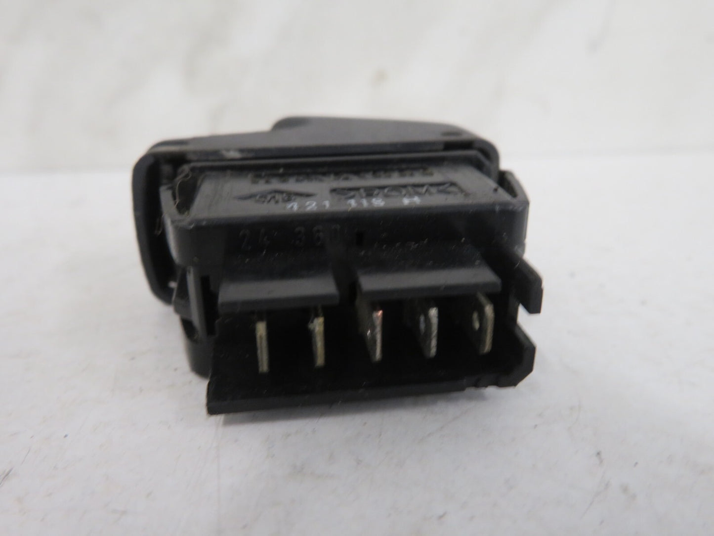 RENAULT CLIO MK2 REAR WINDOW SWITCH 1998-2001 A1652-13