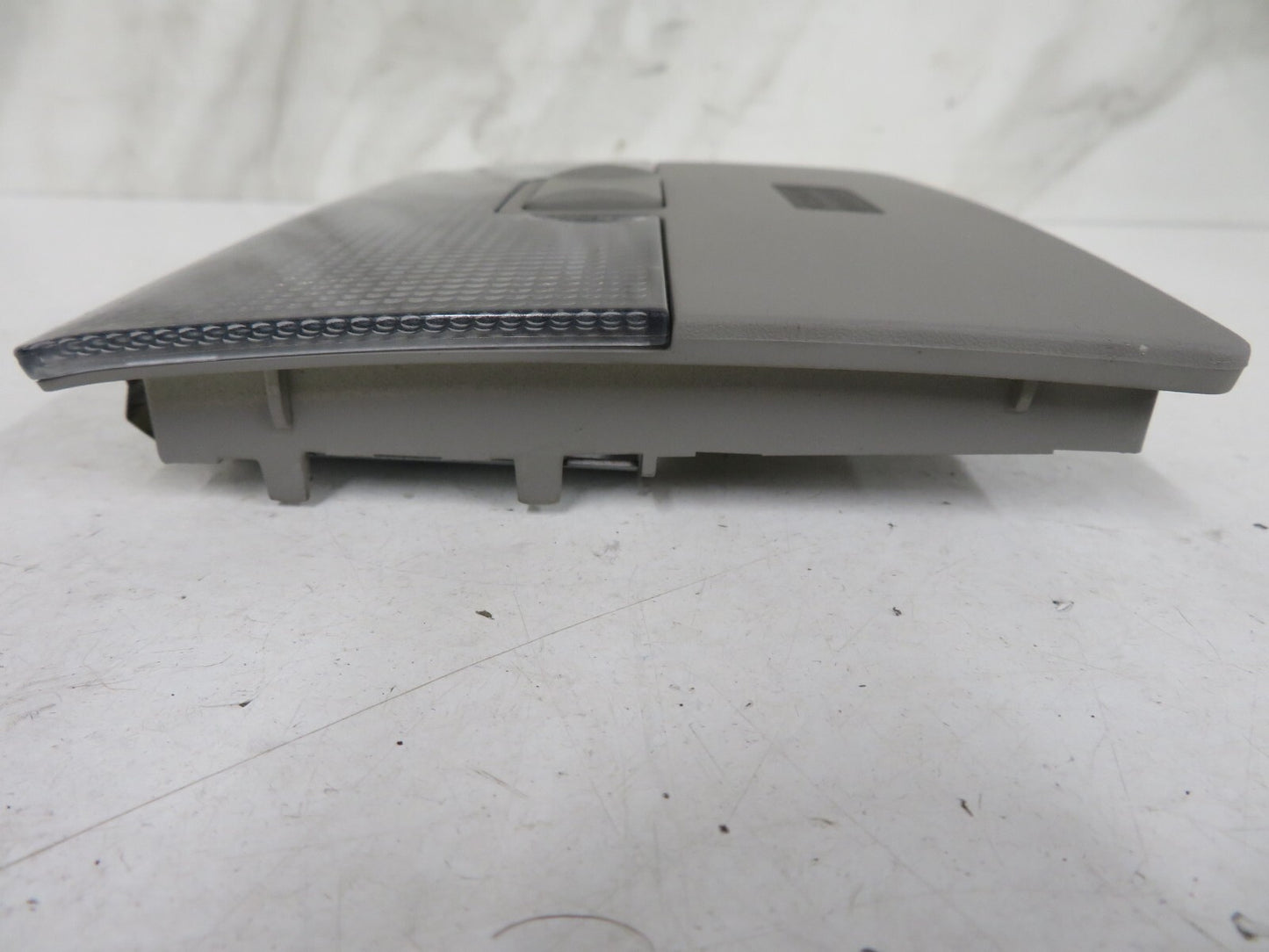 AUDI A8 D2 INTERIOR LIGHT 4B0947105B 1998-2002 1426-10