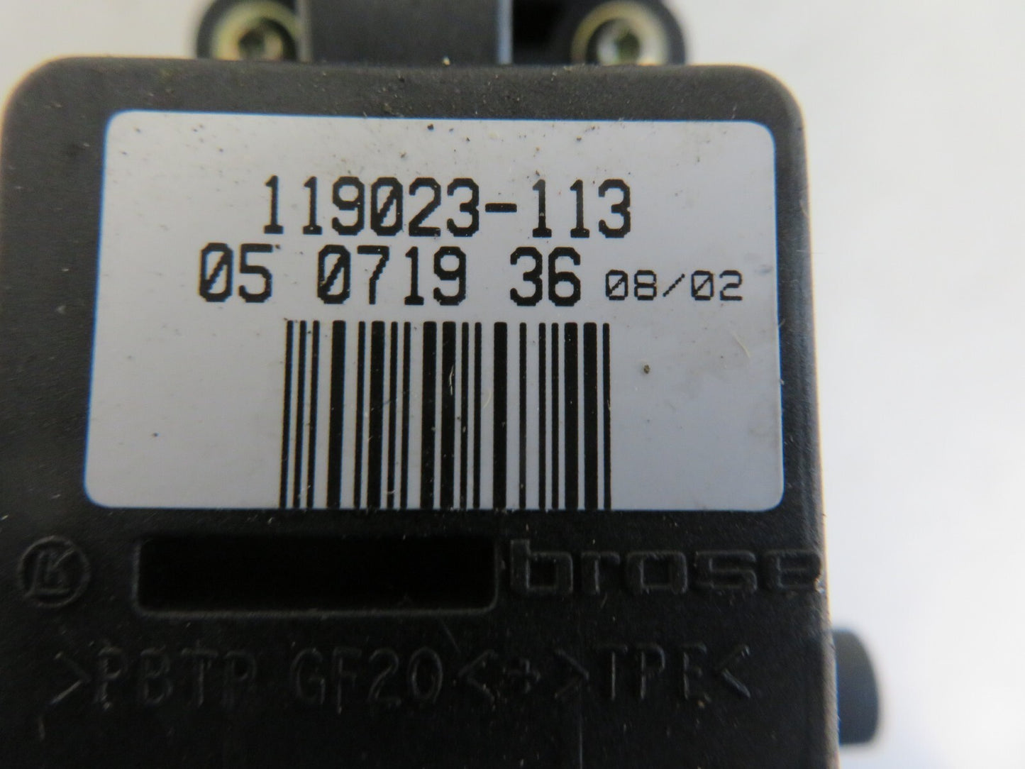 AUDI A8 D2 OSR WINDOW MOTOR 119023-113 1998-2002 1636-10